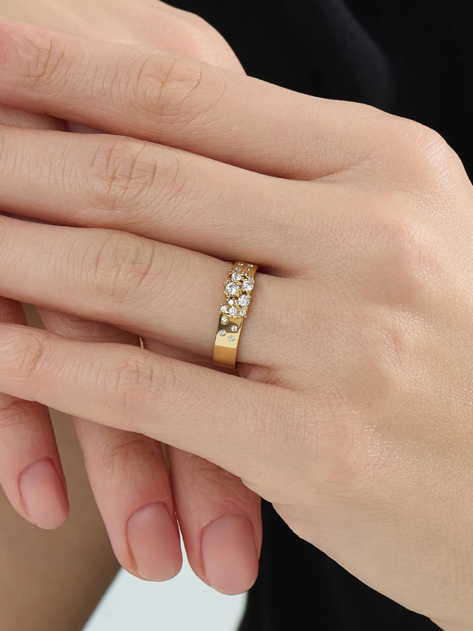 Cluster Wedding Band, solid gold ring, view 3 | DiaFifth