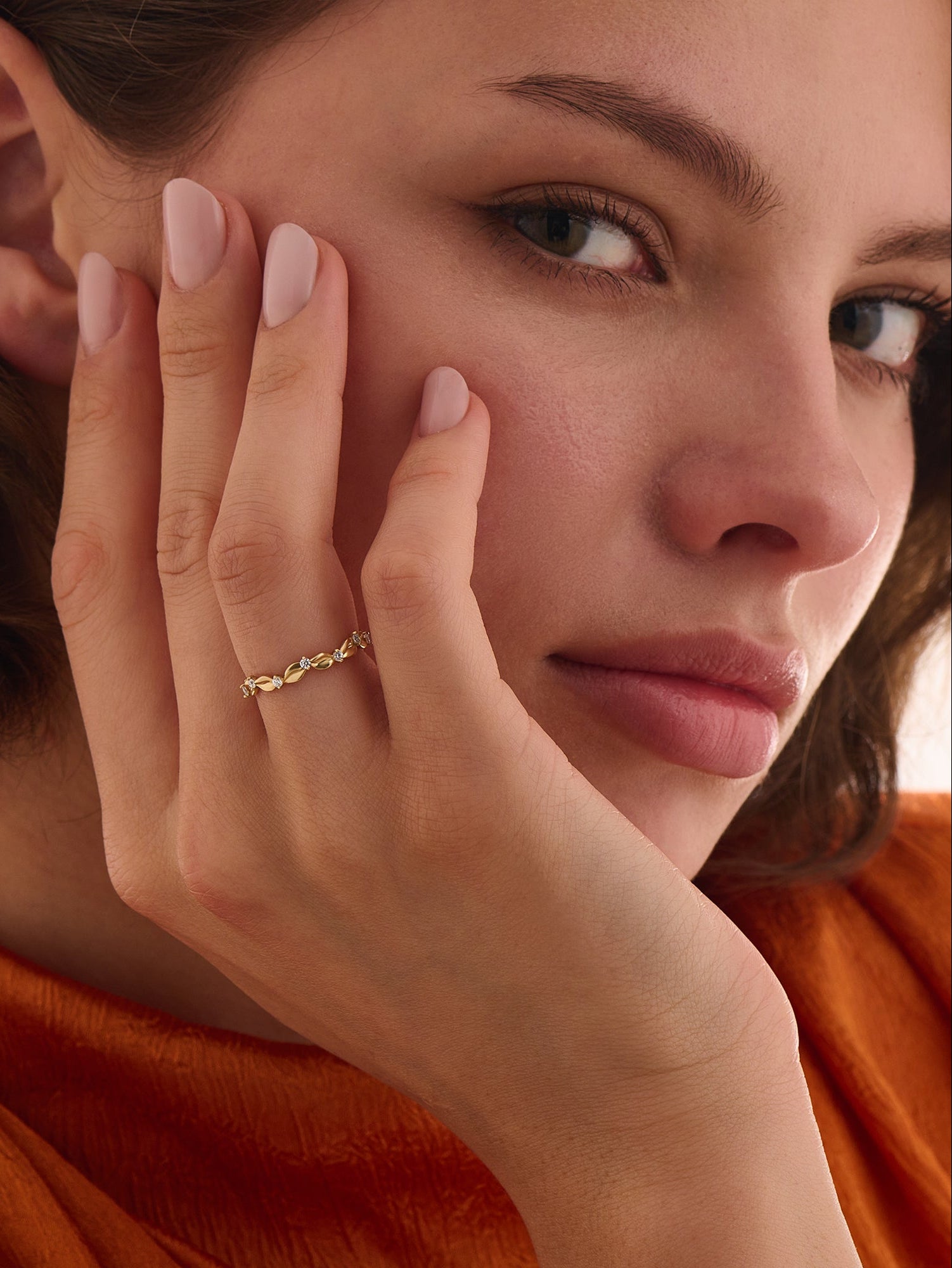 Leaf Eternity Wedding Ring, solid gold ring, view 6 | DiaFifth