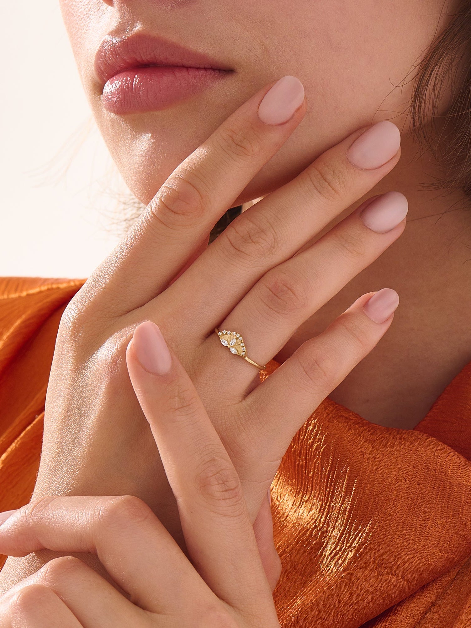 Unique Statement Ring, solid gold ring, view 3 | DiaFifth