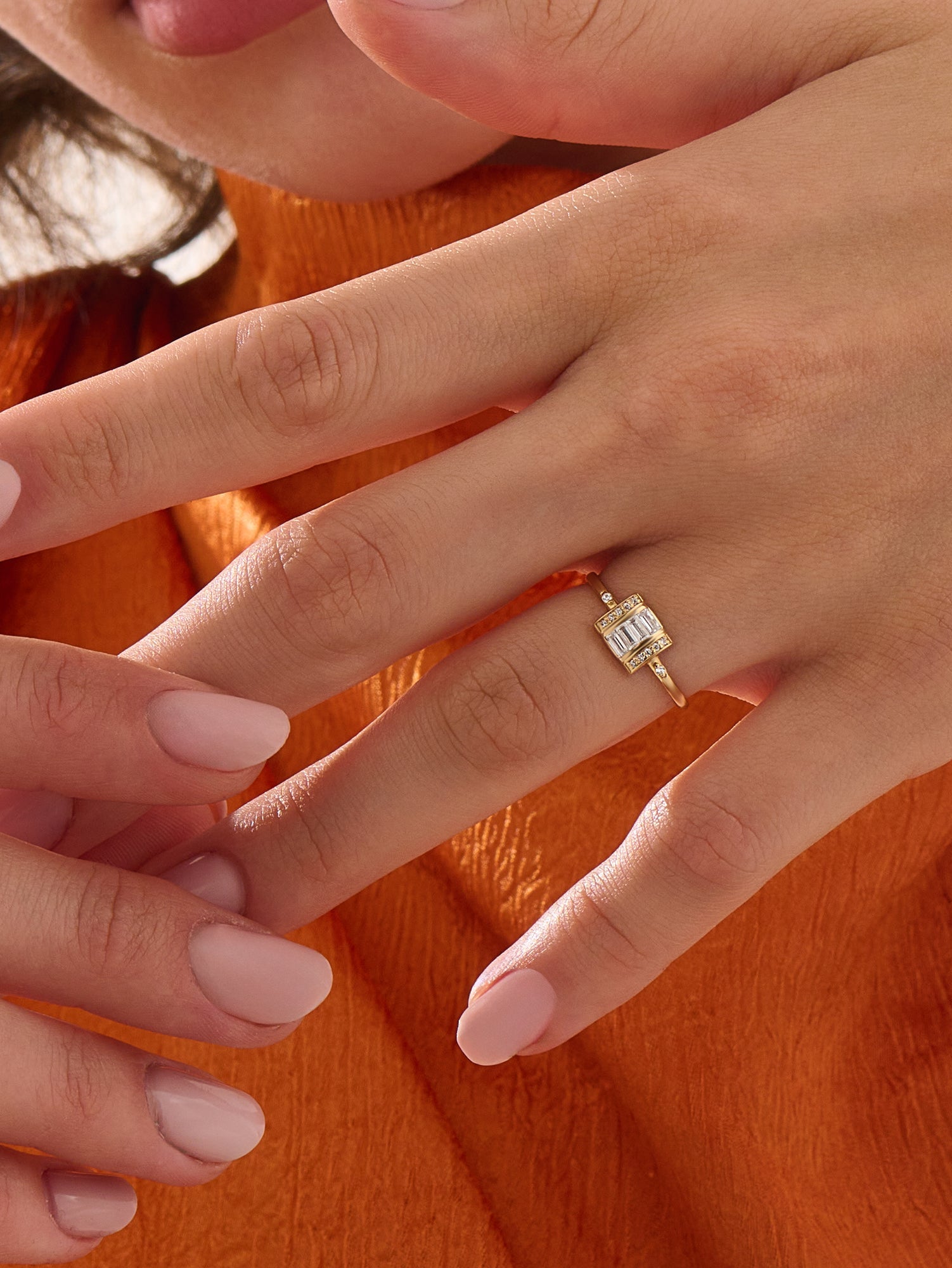Baguette Statement Ring, solid gold ring, view 3 | DiaFifth