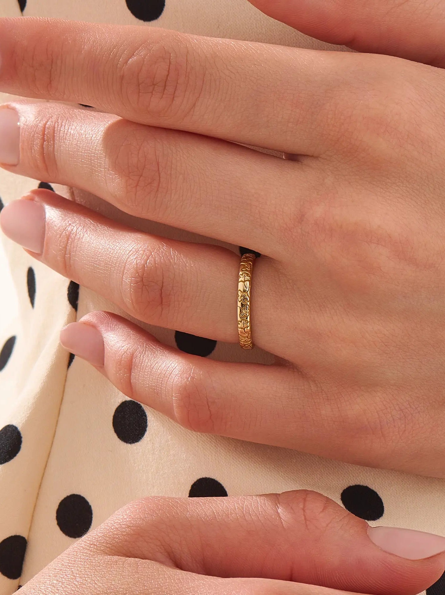 Ginkgo Leaf Wedding Band, solid gold ring, view 3 | DiaFifth