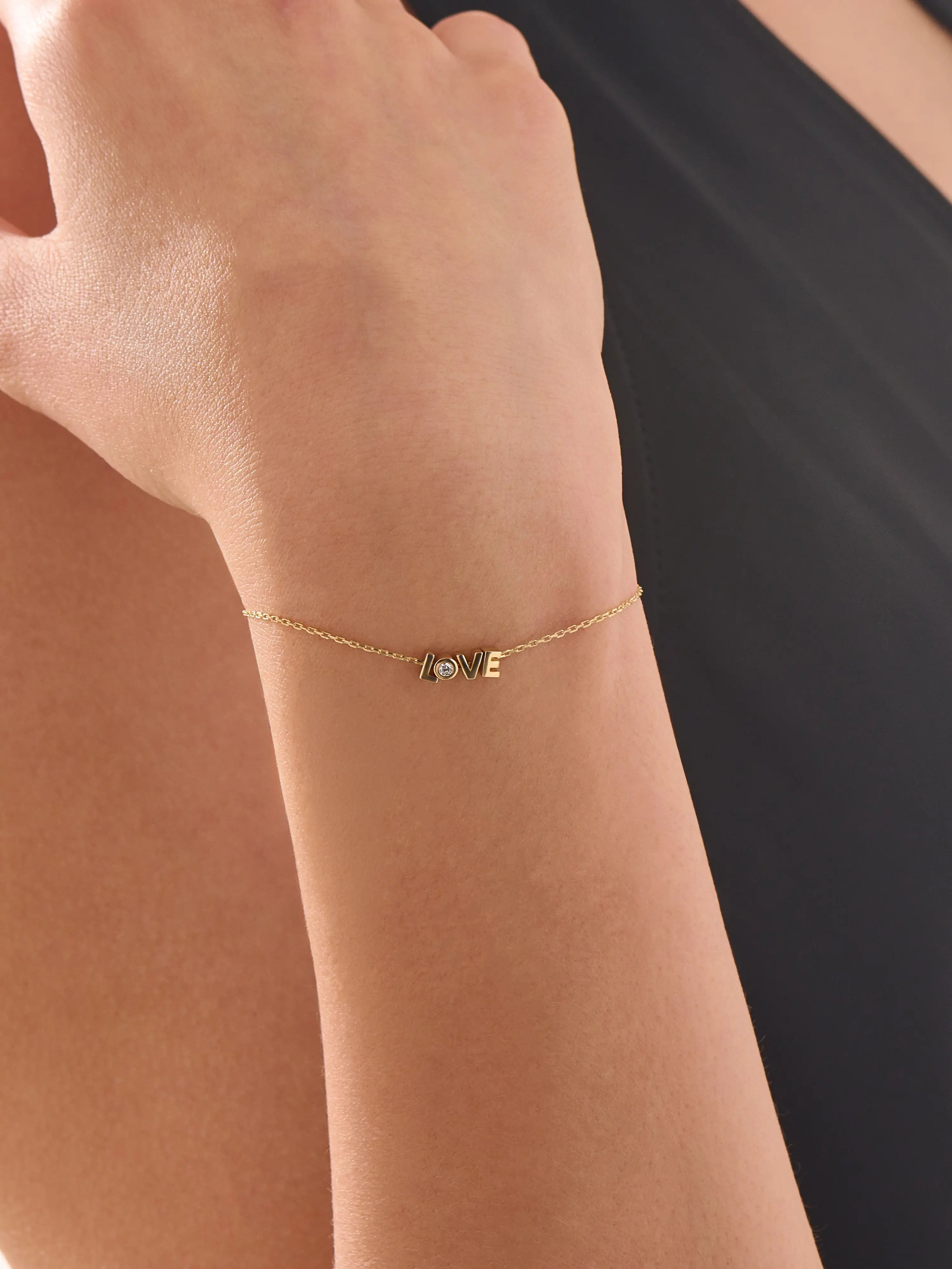 Love Bracelet, solid gold bracelet, view 3 | DiaFifth