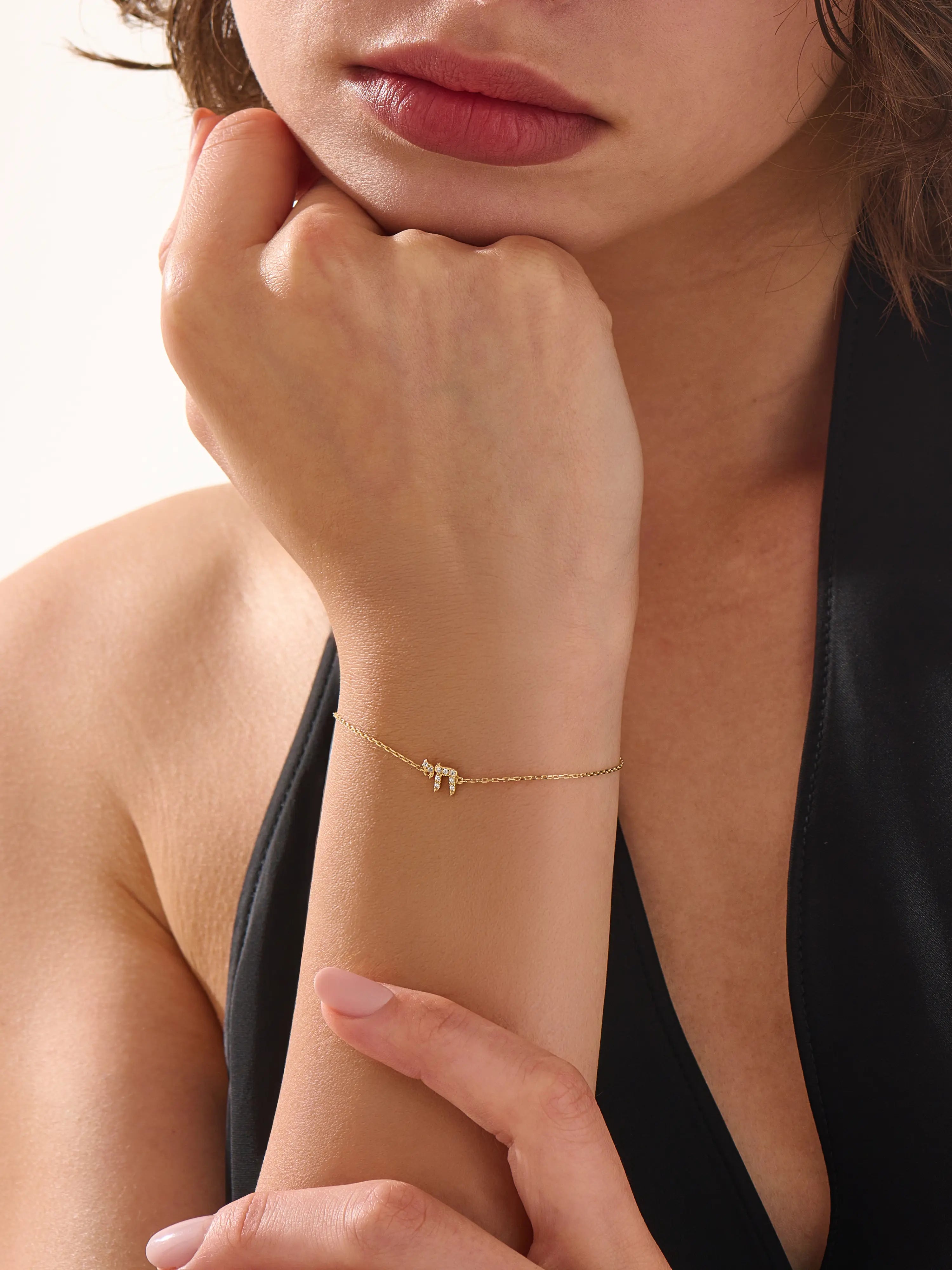 Chai Symbol Bracelet, solid gold bracelet, view 3 | DiaFifth