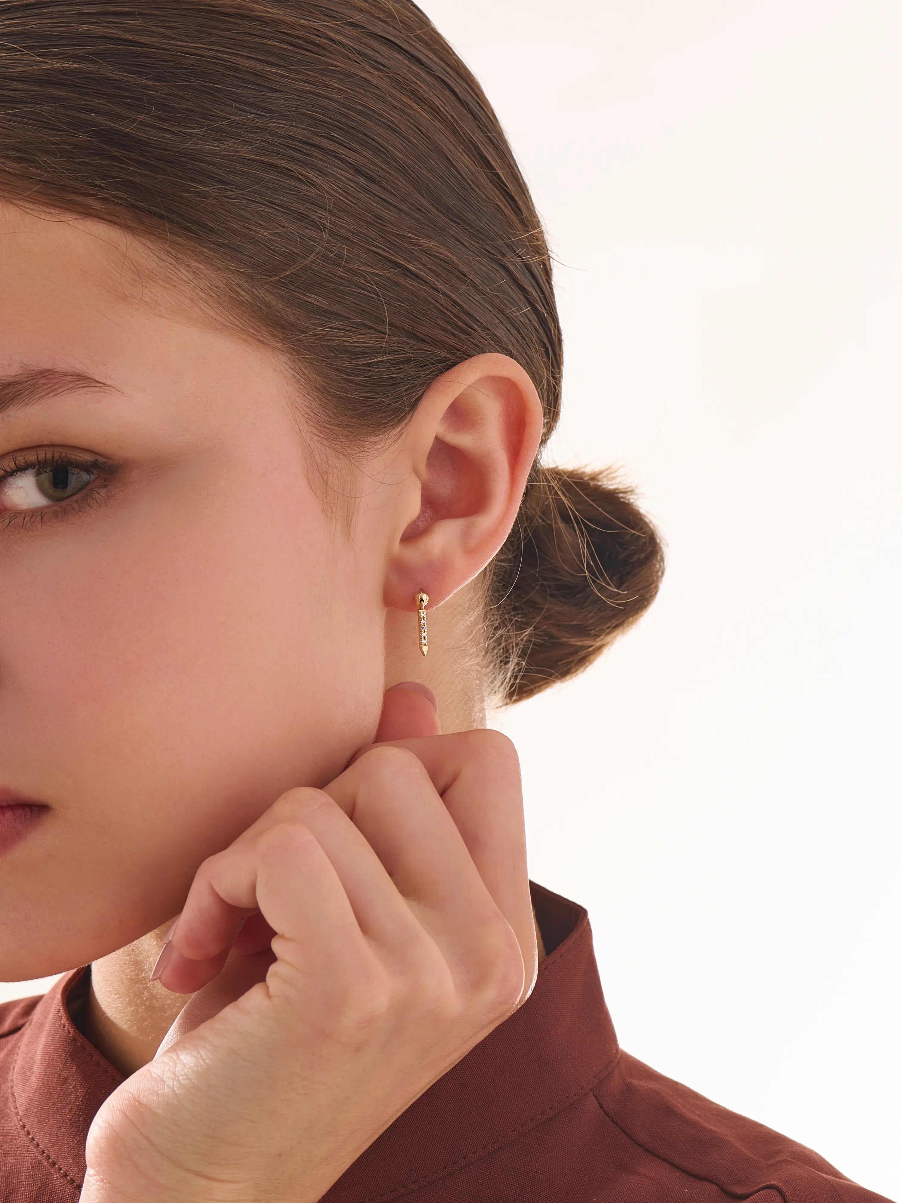 Dangle Piercing, solid gold earrings, view 2 | DiaFifth