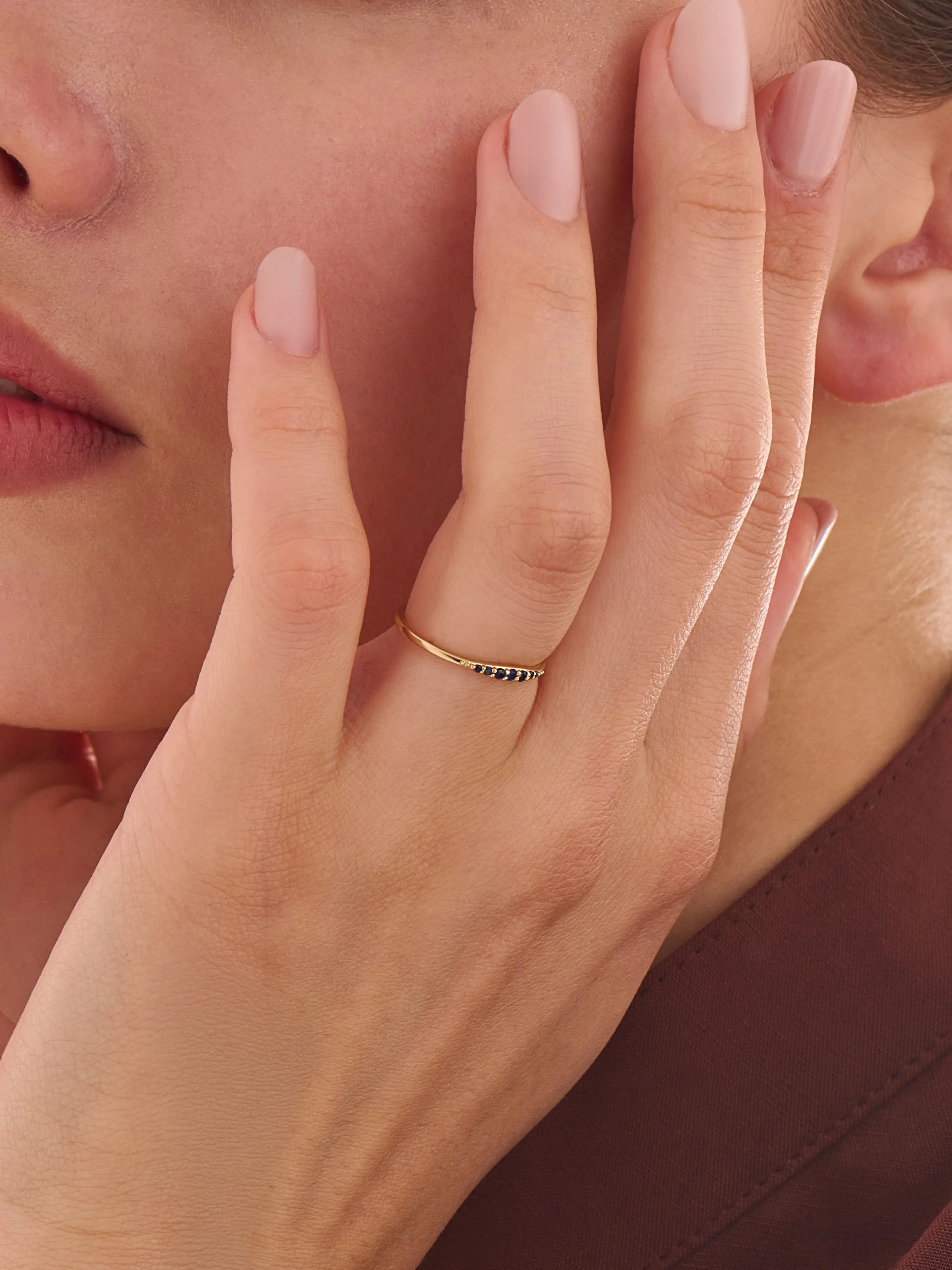 Sapphire Stacking Ring, solid gold ring, view 3 | DiaFifth