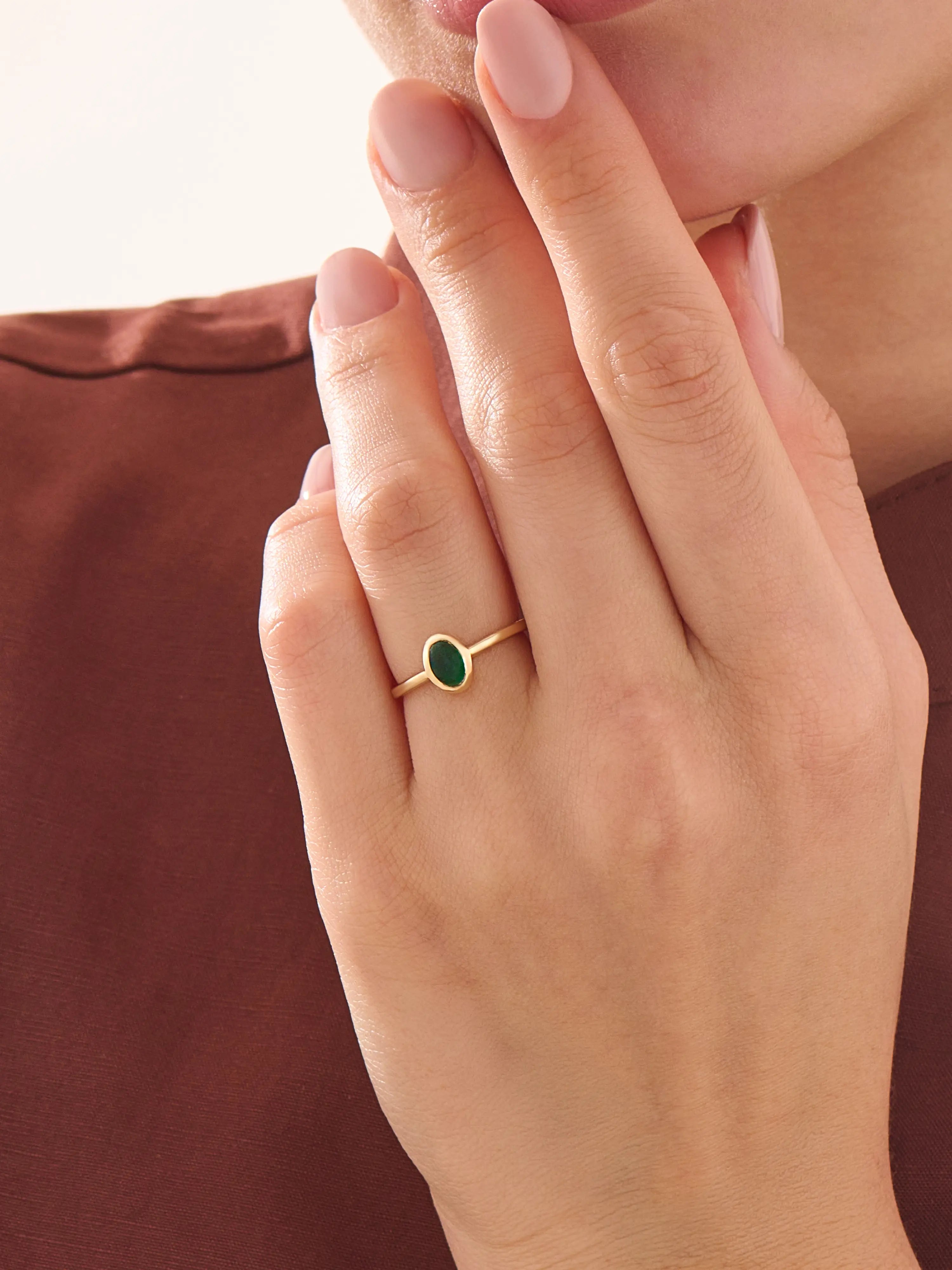 Emerald Engagement Ring, solid gold ring, view 3 | DiaFifth