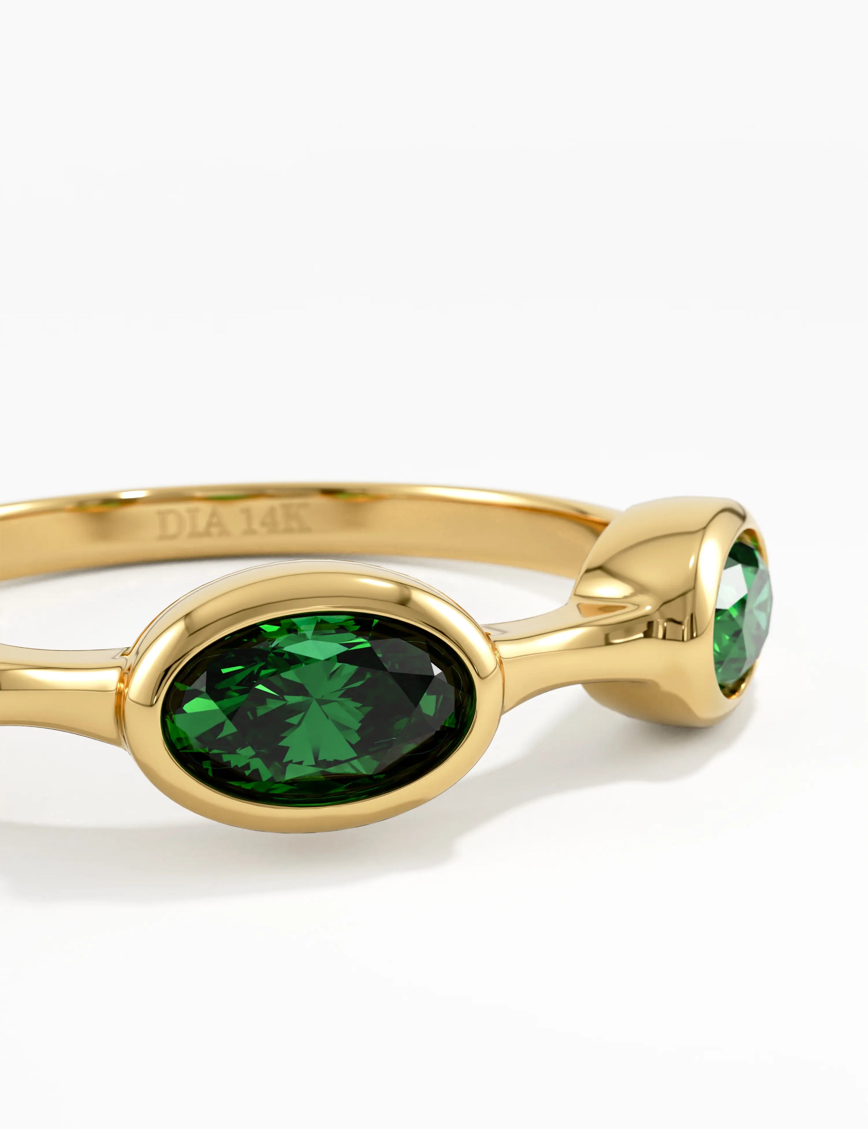Emerald Gemstone Ring