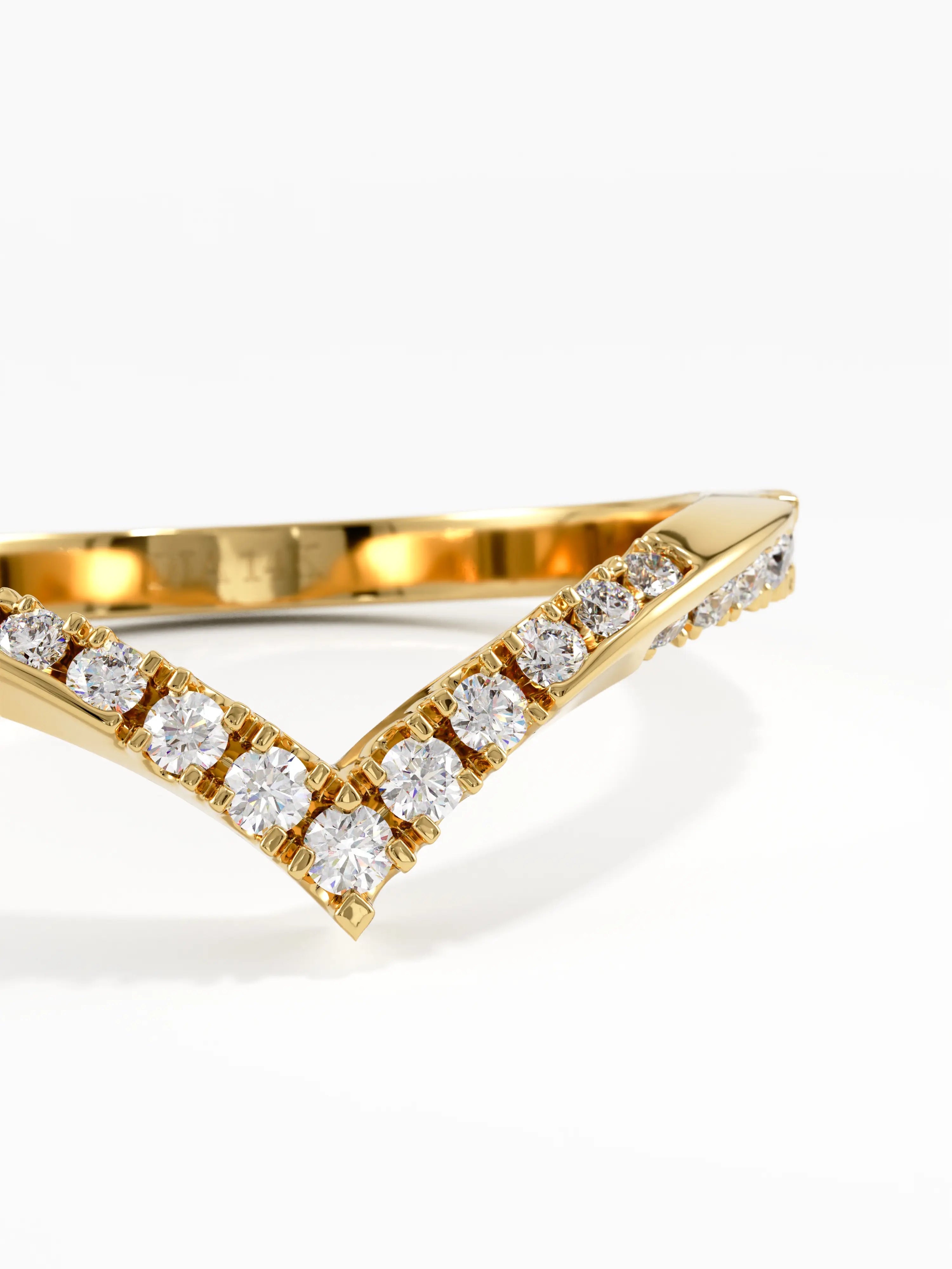 Pave Chevron Curve Ring, solid gold ring, view 2 | DiaFifth
