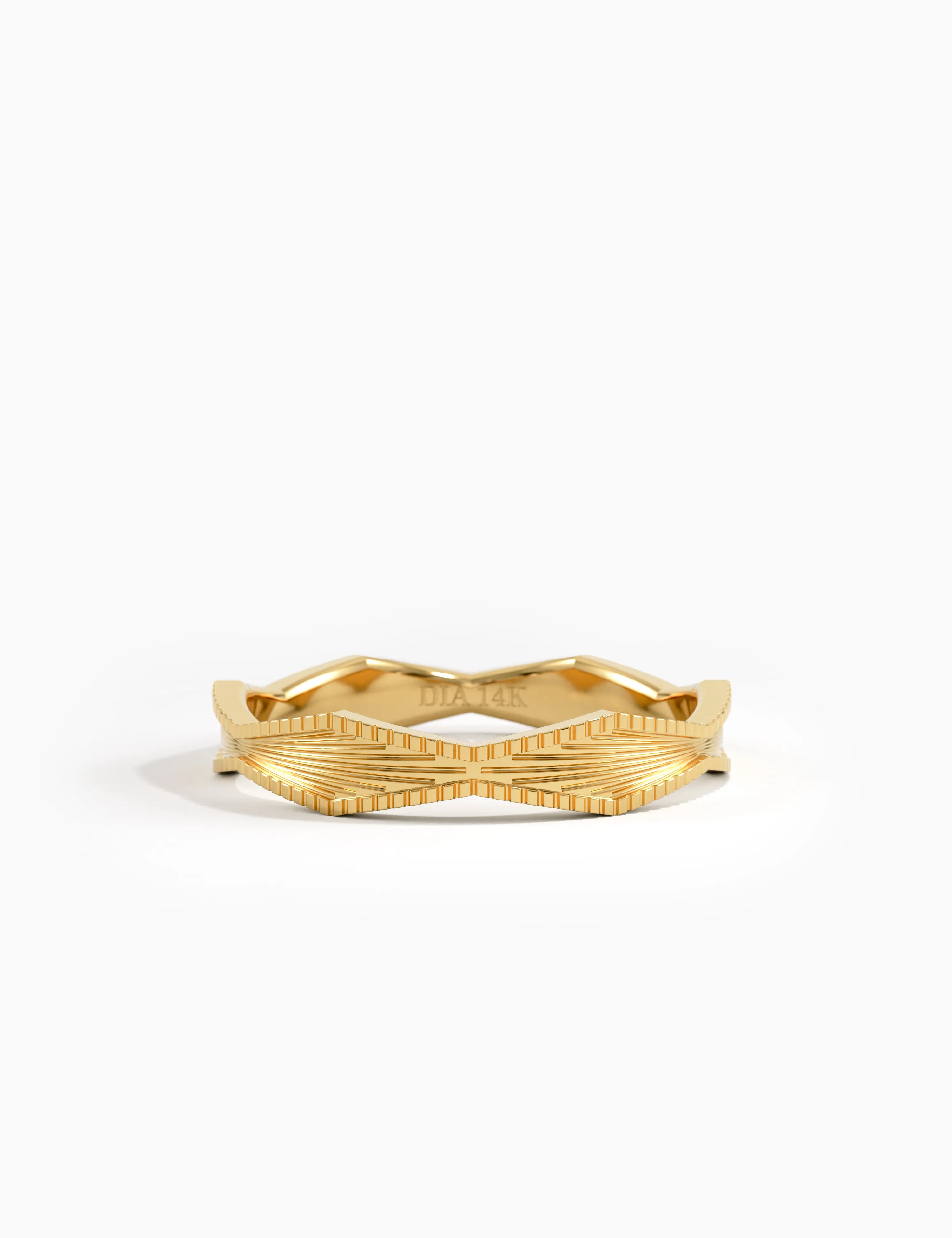Vintage Wedding Band, solid gold ring | DiaFifth