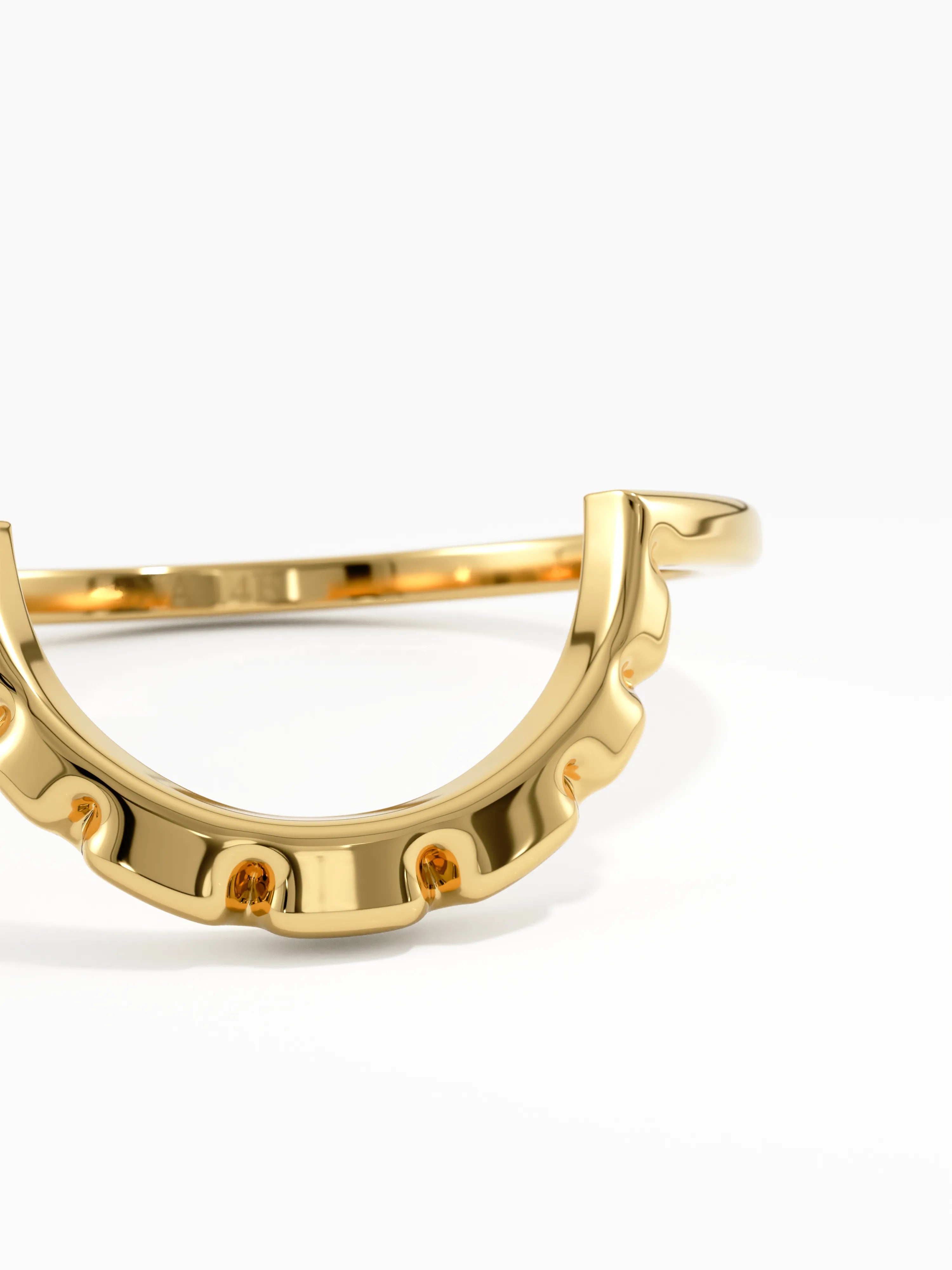 Modern Curve Ring, solid gold ring, view 2 | DiaFifth
