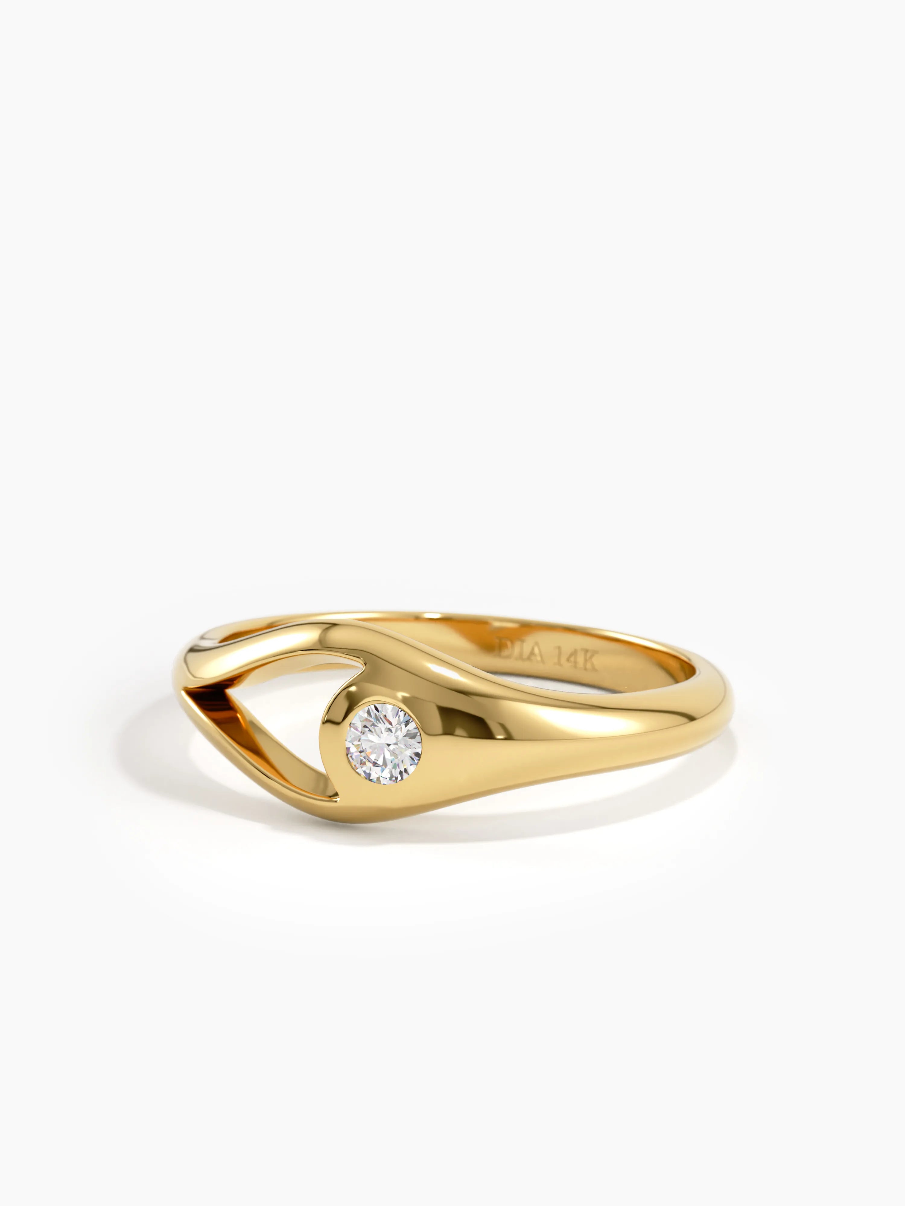 Solo Pinky Ring, solid gold ring, view 4 | DiaFifth