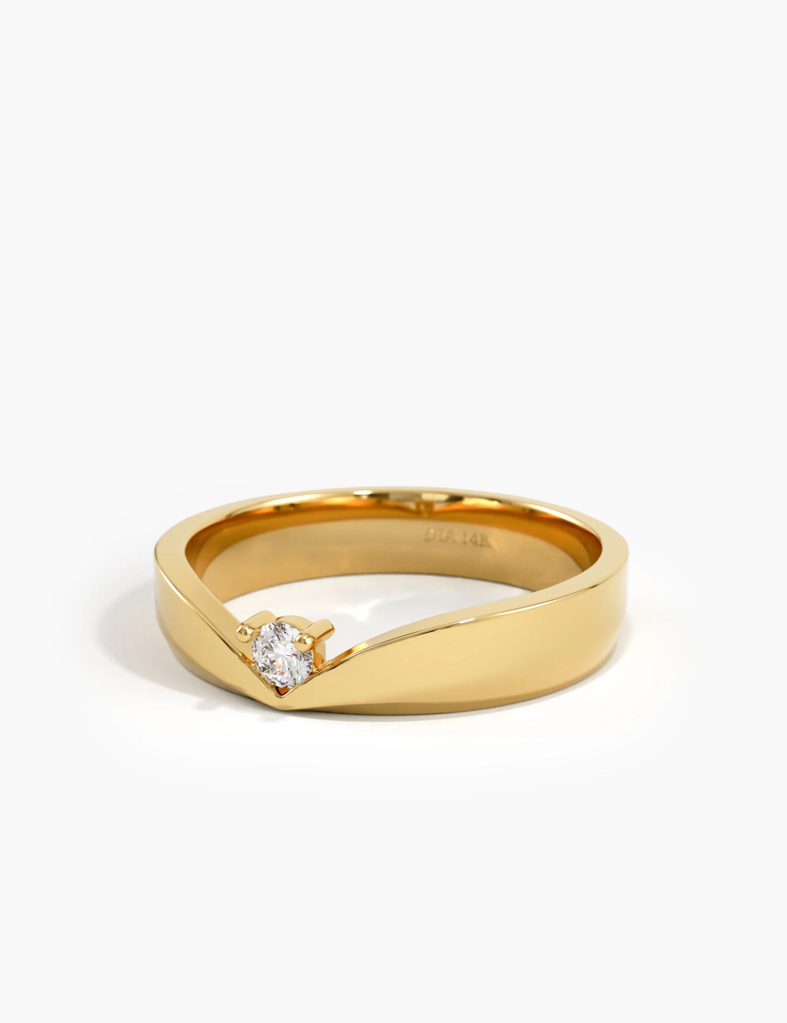 Solo Diamond Wedding Band, solid gold ring, view 5 | DiaFifth