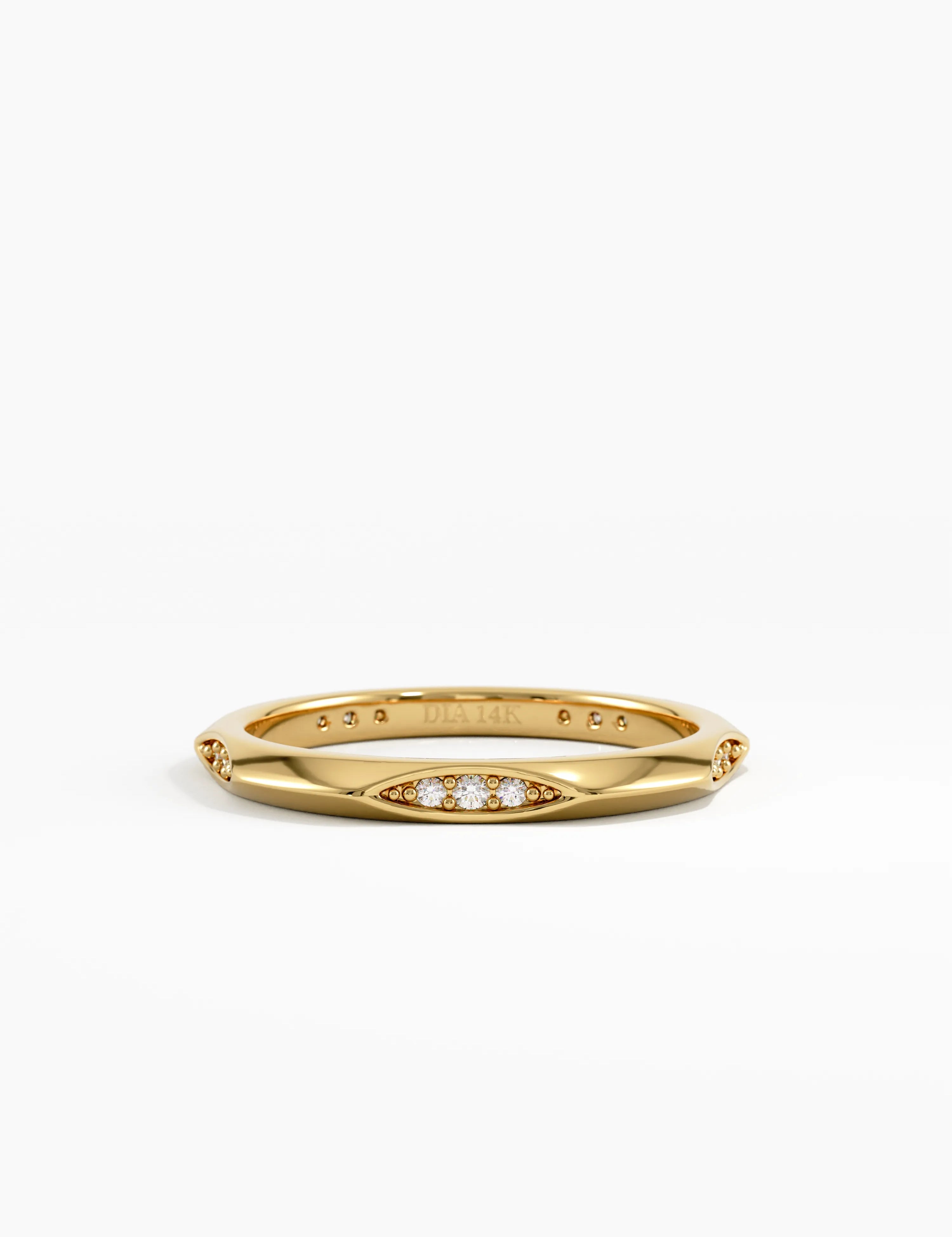 Knife Edge Wedding Ring, solid gold ring | DiaFifth