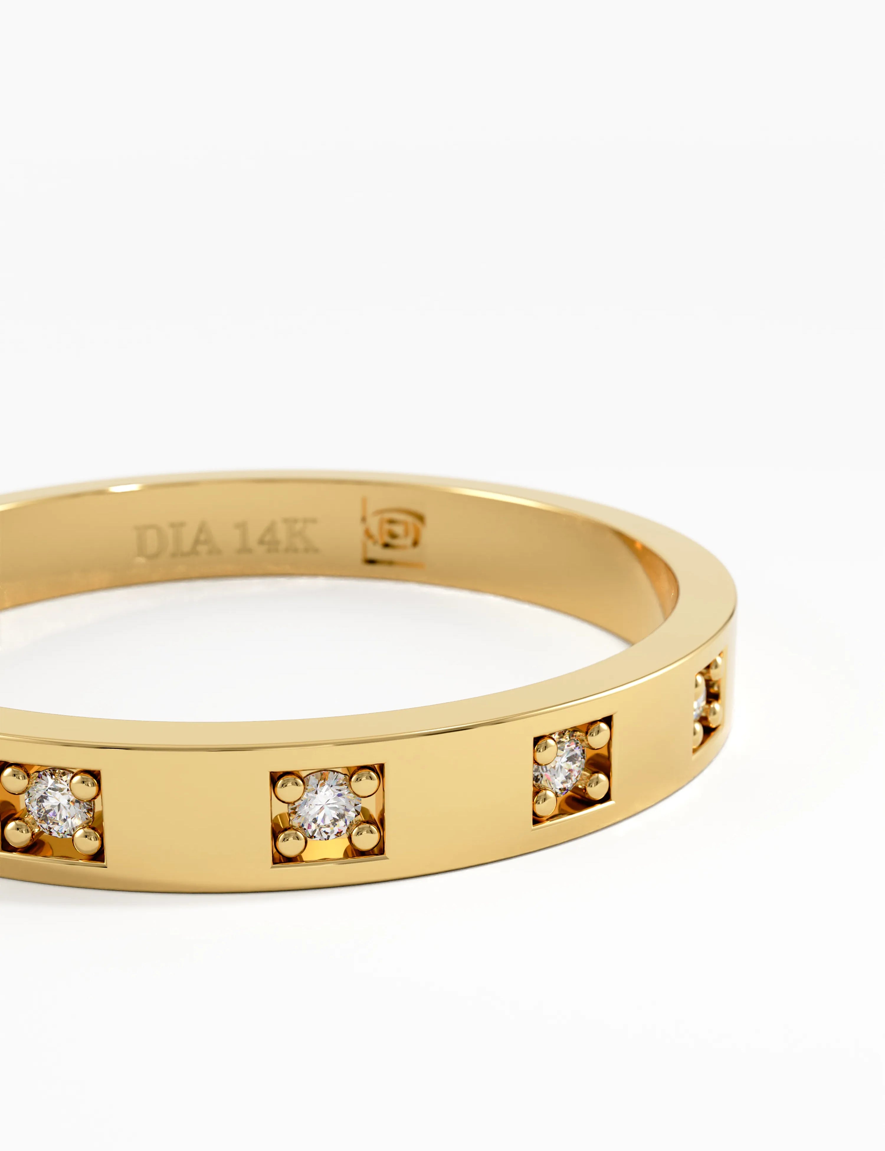 Simple Wedding Band, solid gold ring, view 2 | DiaFifth