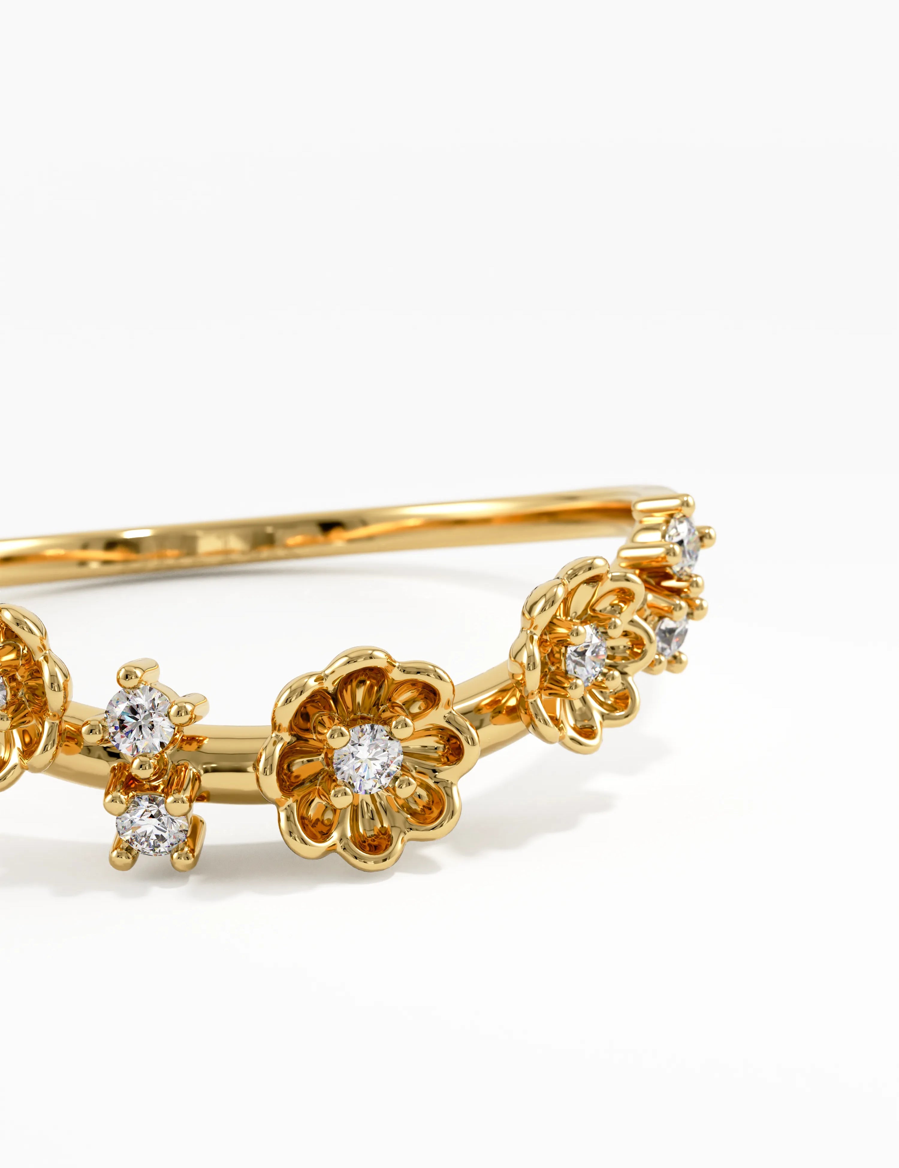 Flower Curve Ring, solid gold ring, view 2 | DiaFifth