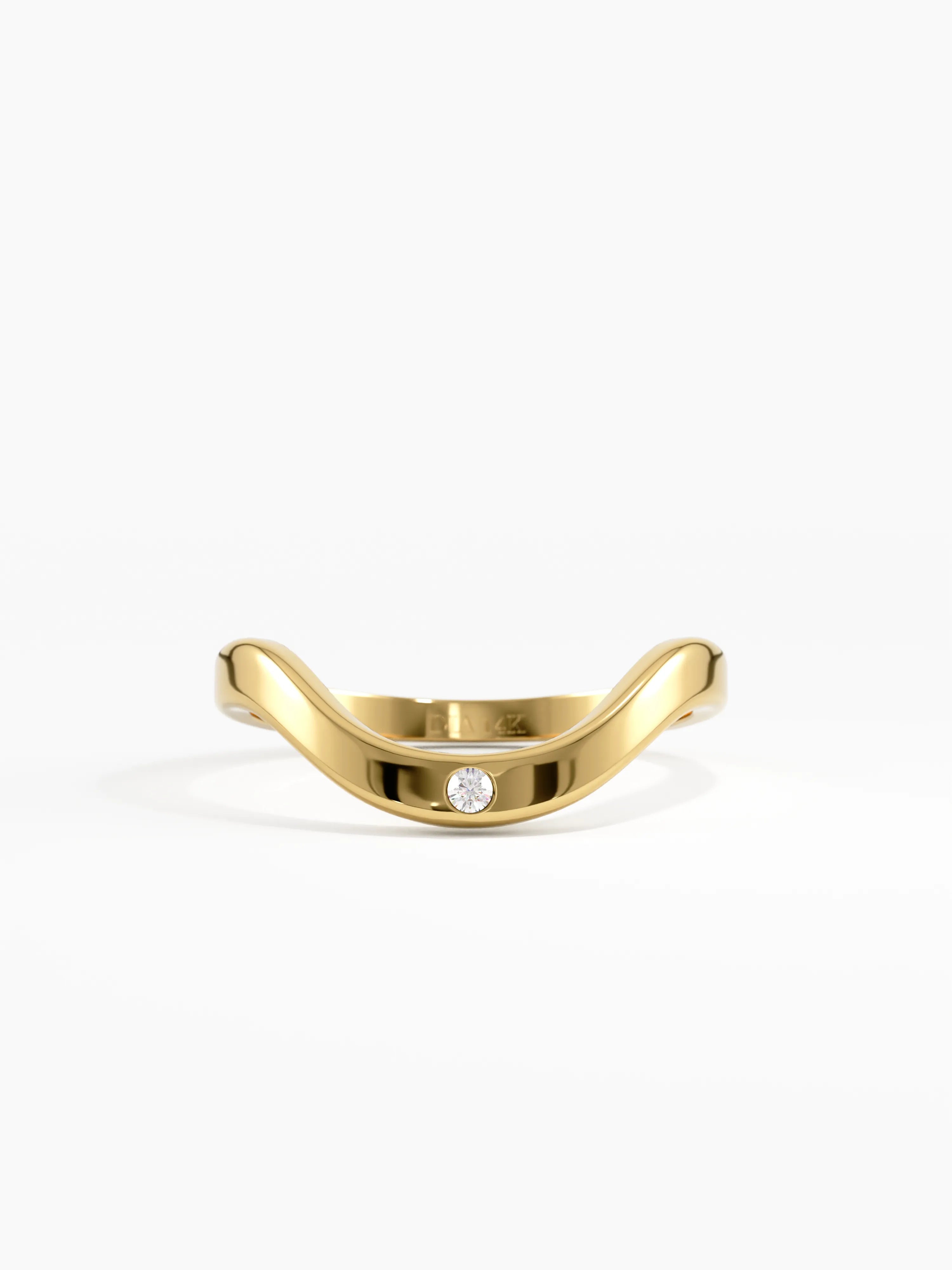 Solo Curve Ring, solid gold ring | DiaFifth