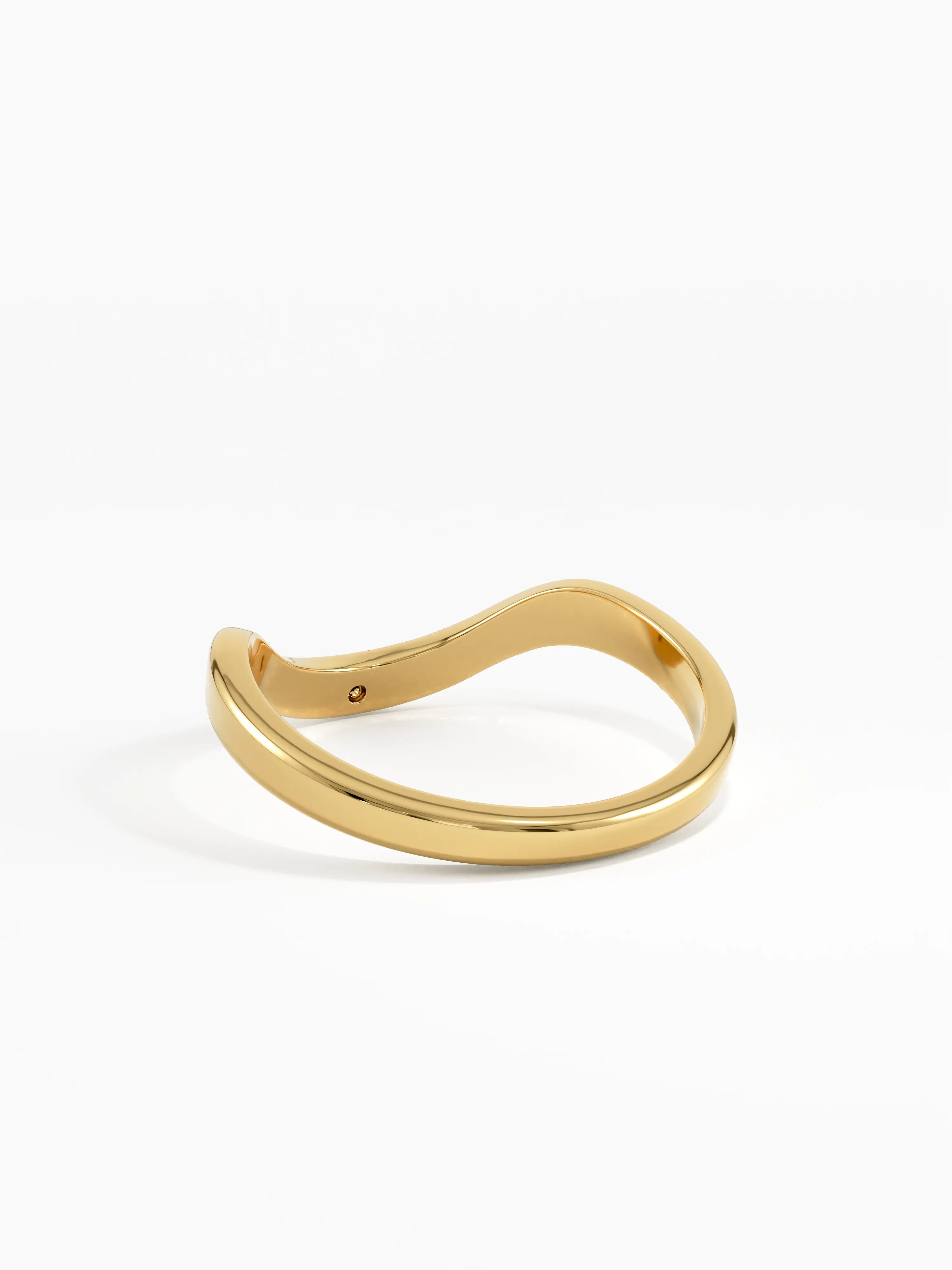 Solo Curve Ring, solid gold ring, view 4 | DiaFifth