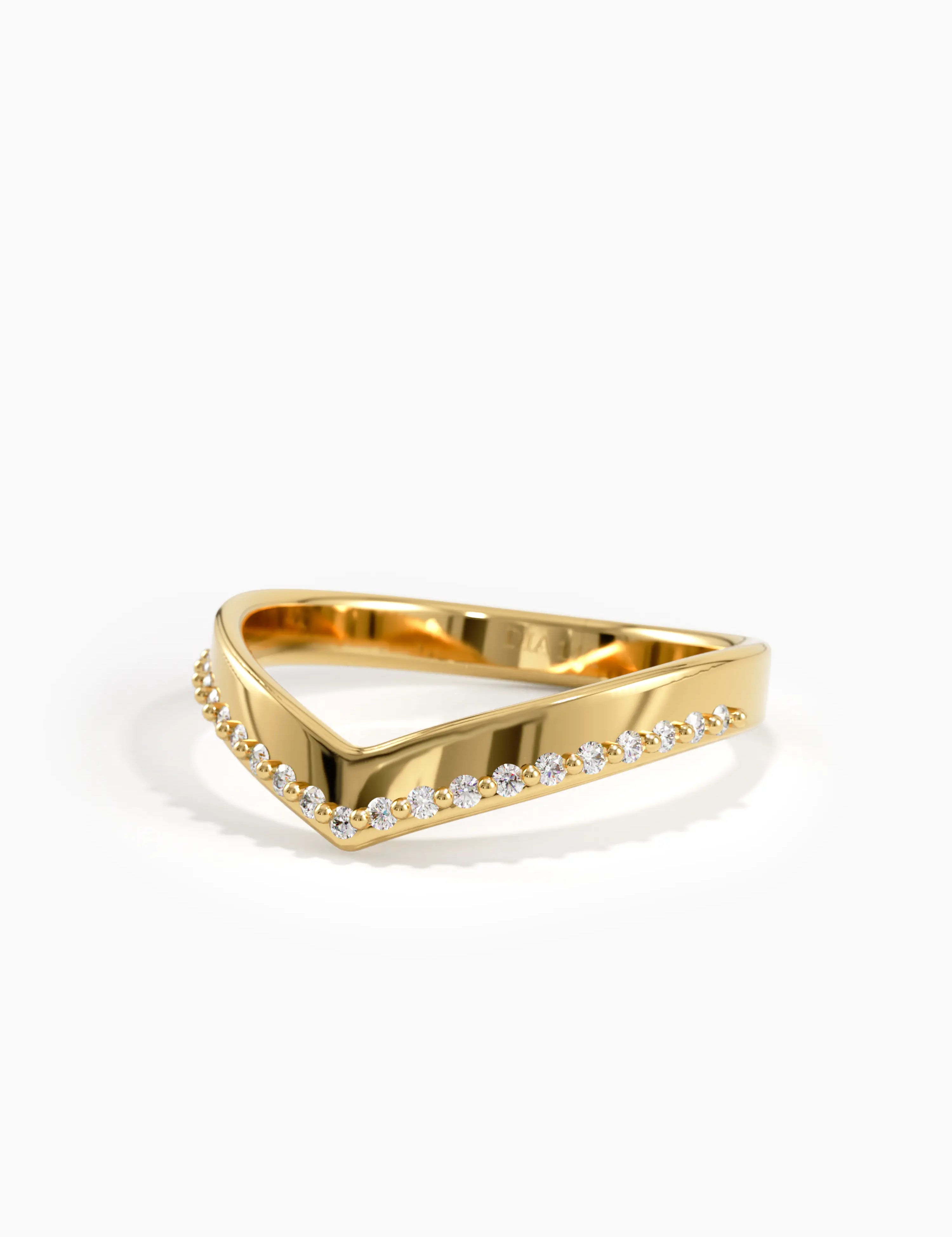 Pave Chevron Ring, solid gold ring, view 4 | DiaFifth