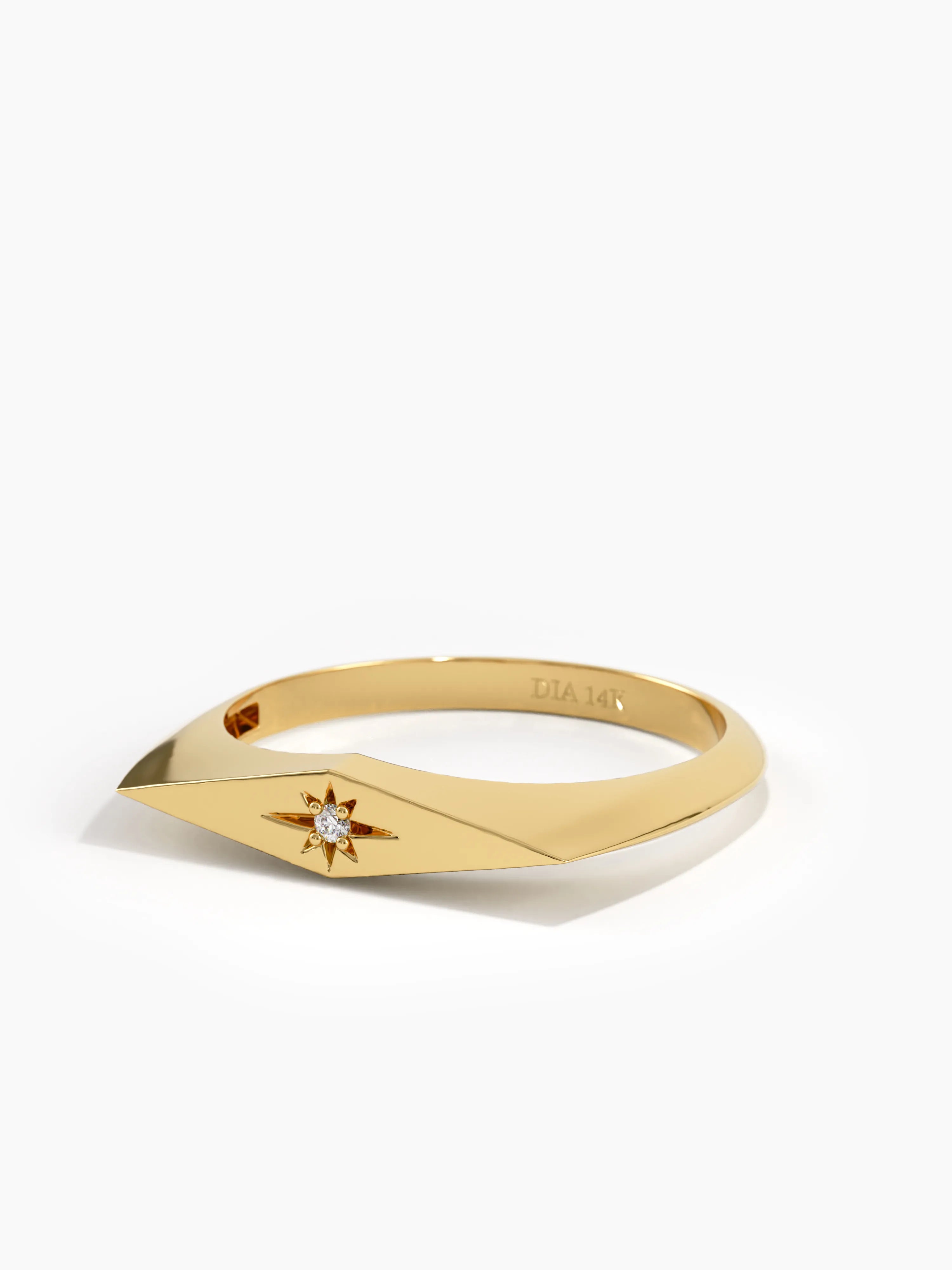 Rhombus Star Signet Ring, solid gold ring, view 4 | DiaFifth