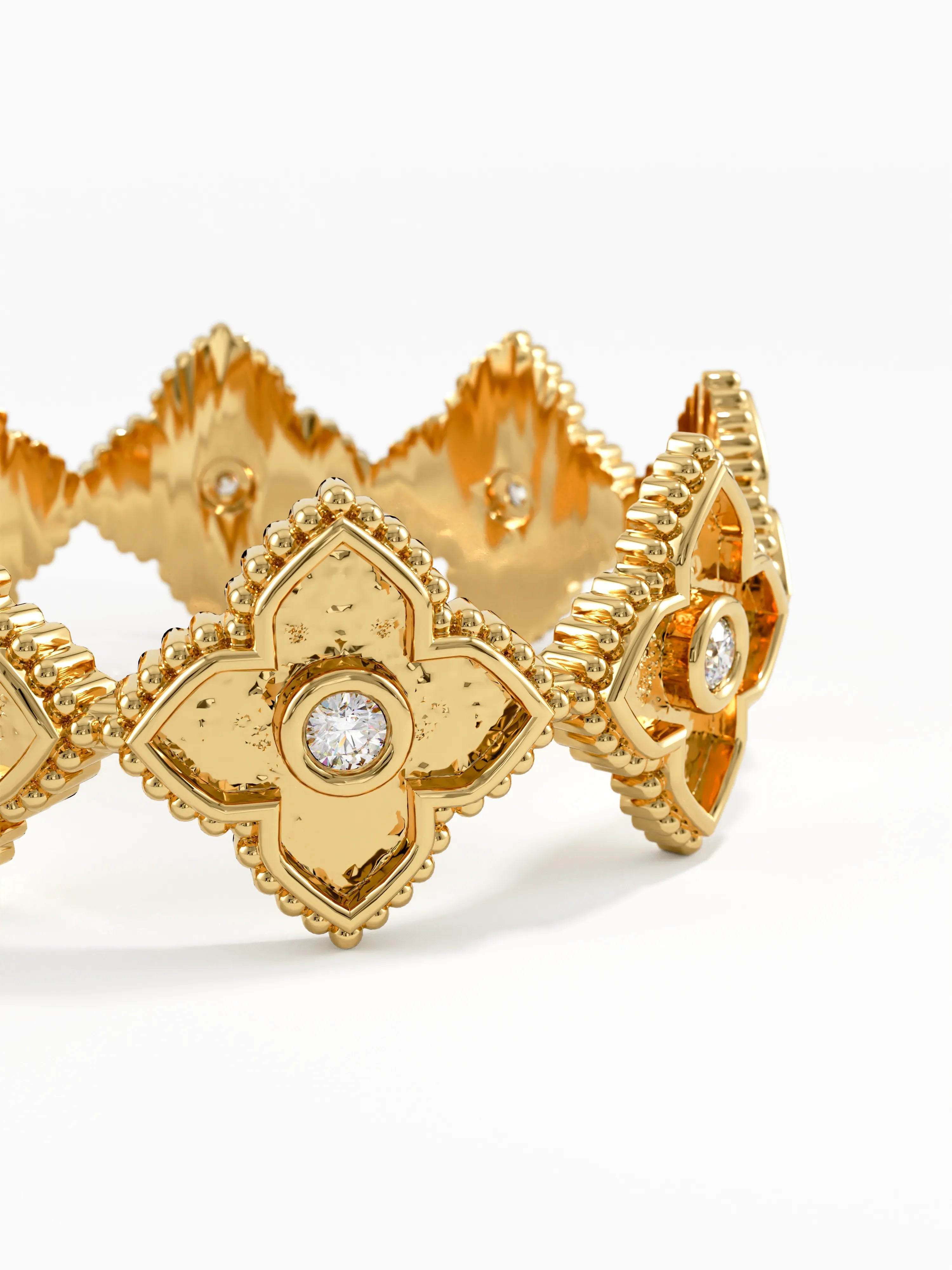 Quatrefoil Statement Ring, solid gold ring, view 2 | DiaFifth