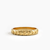 4mm Arrow Wedding Band, solid gold ring | DiaFifth