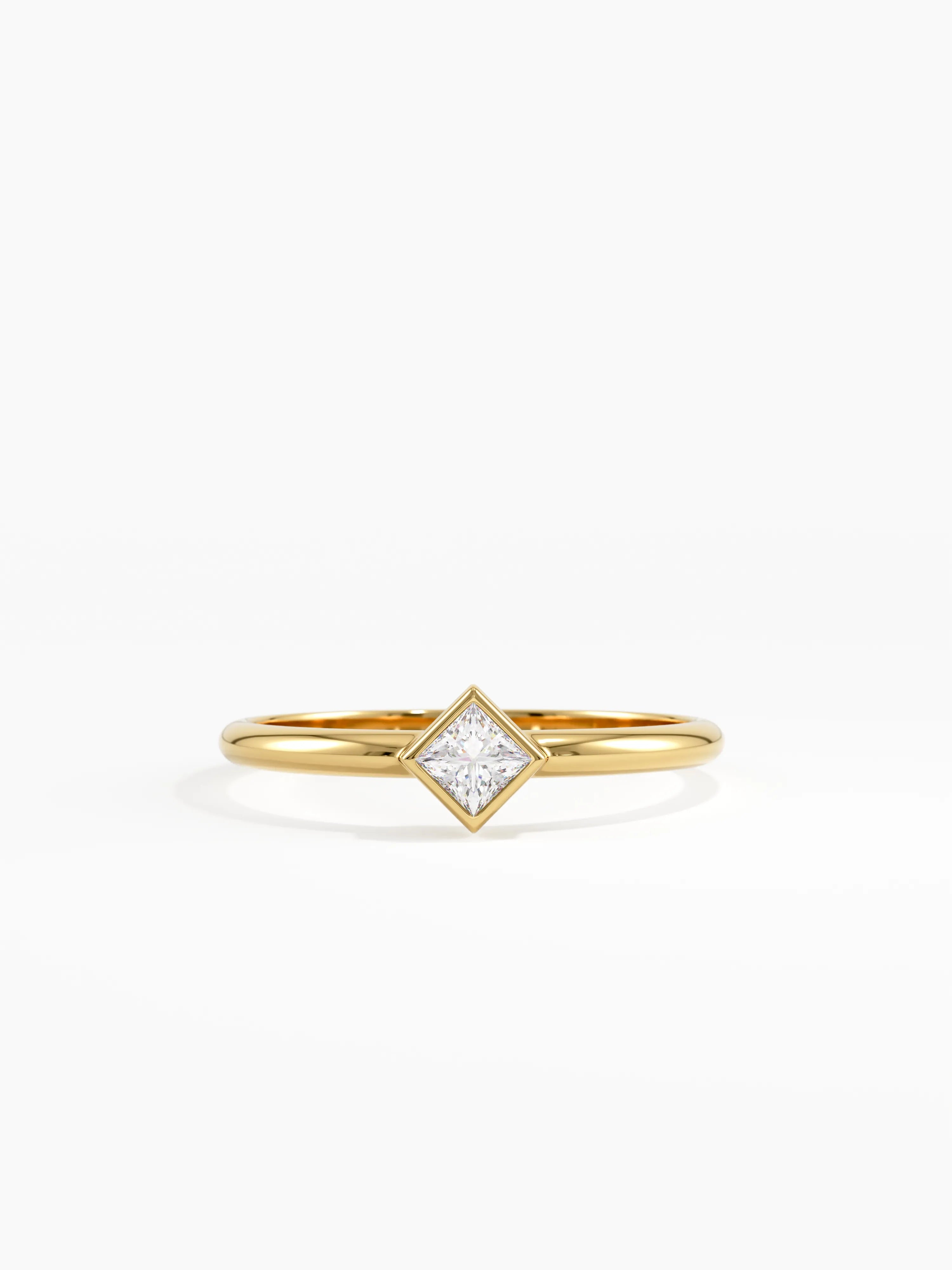 Square Promise Ring, solid gold ring | DiaFifth