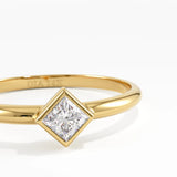 Square Promise Ring, solid gold ring, view 2 | DiaFifth