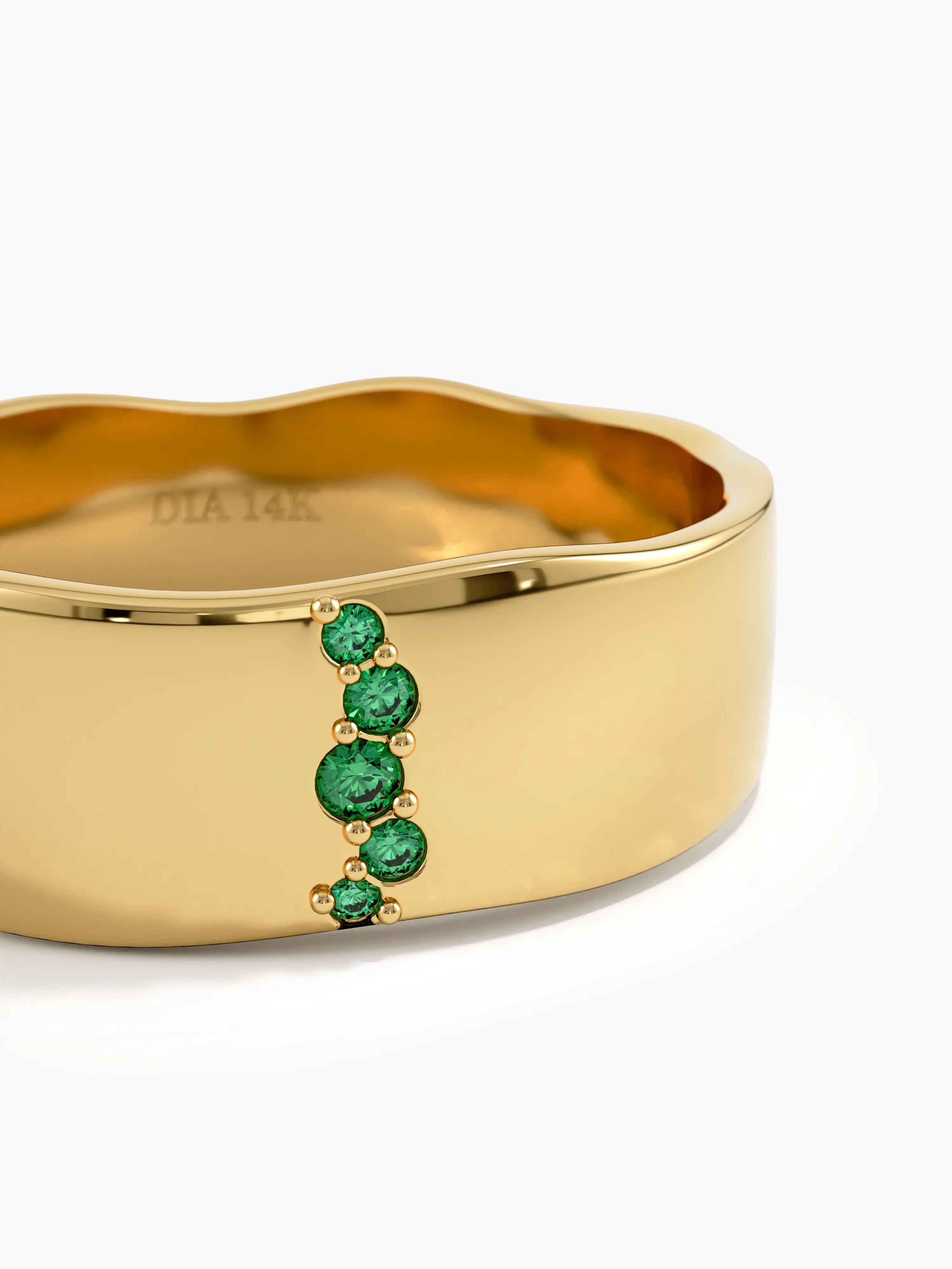 Emerald Wavy Wedding Band, solid gold ring, view 2 | DiaFifth
