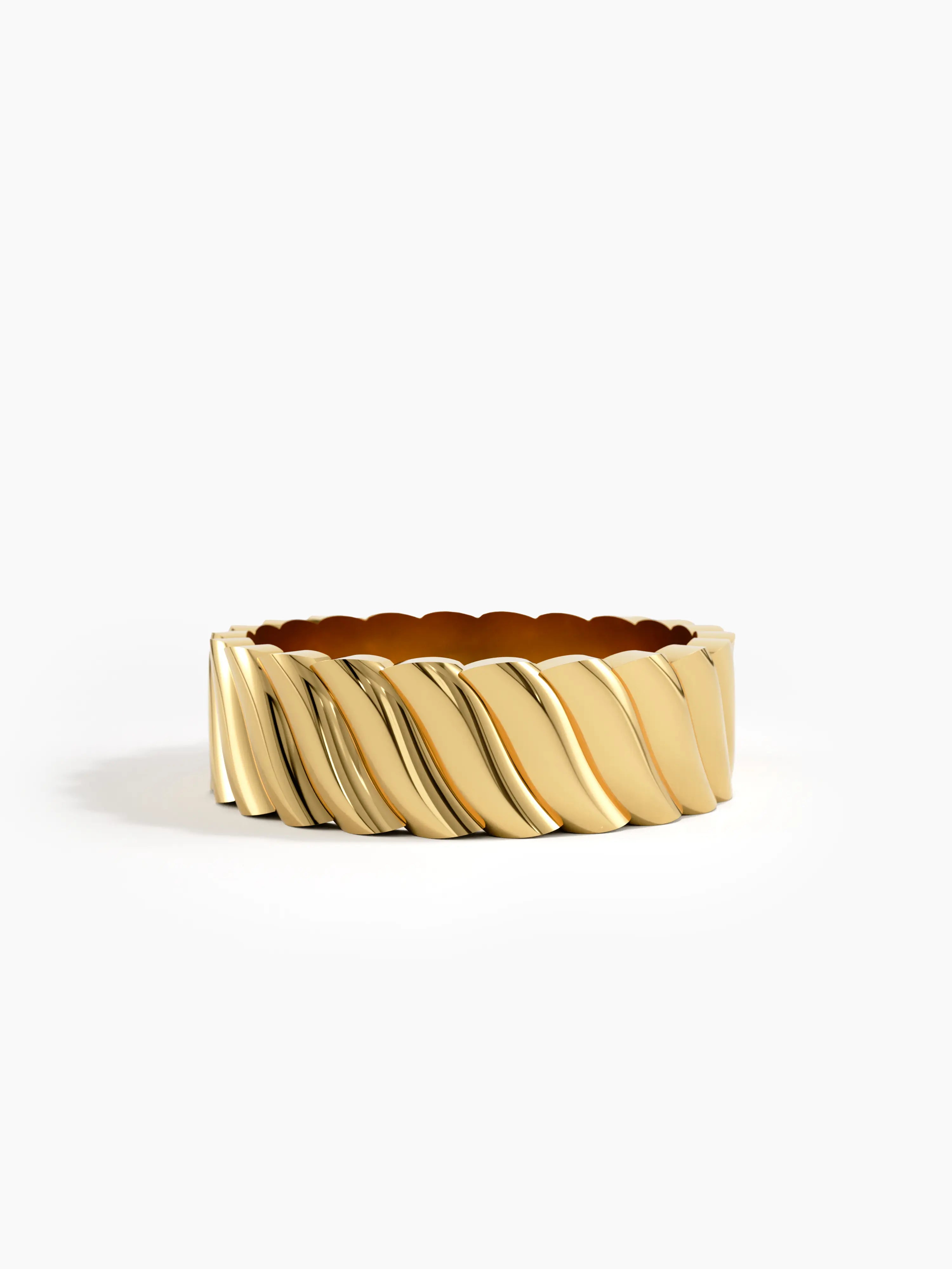 Wavy Pattern Wedding Band, solid gold ring | DiaFifth
