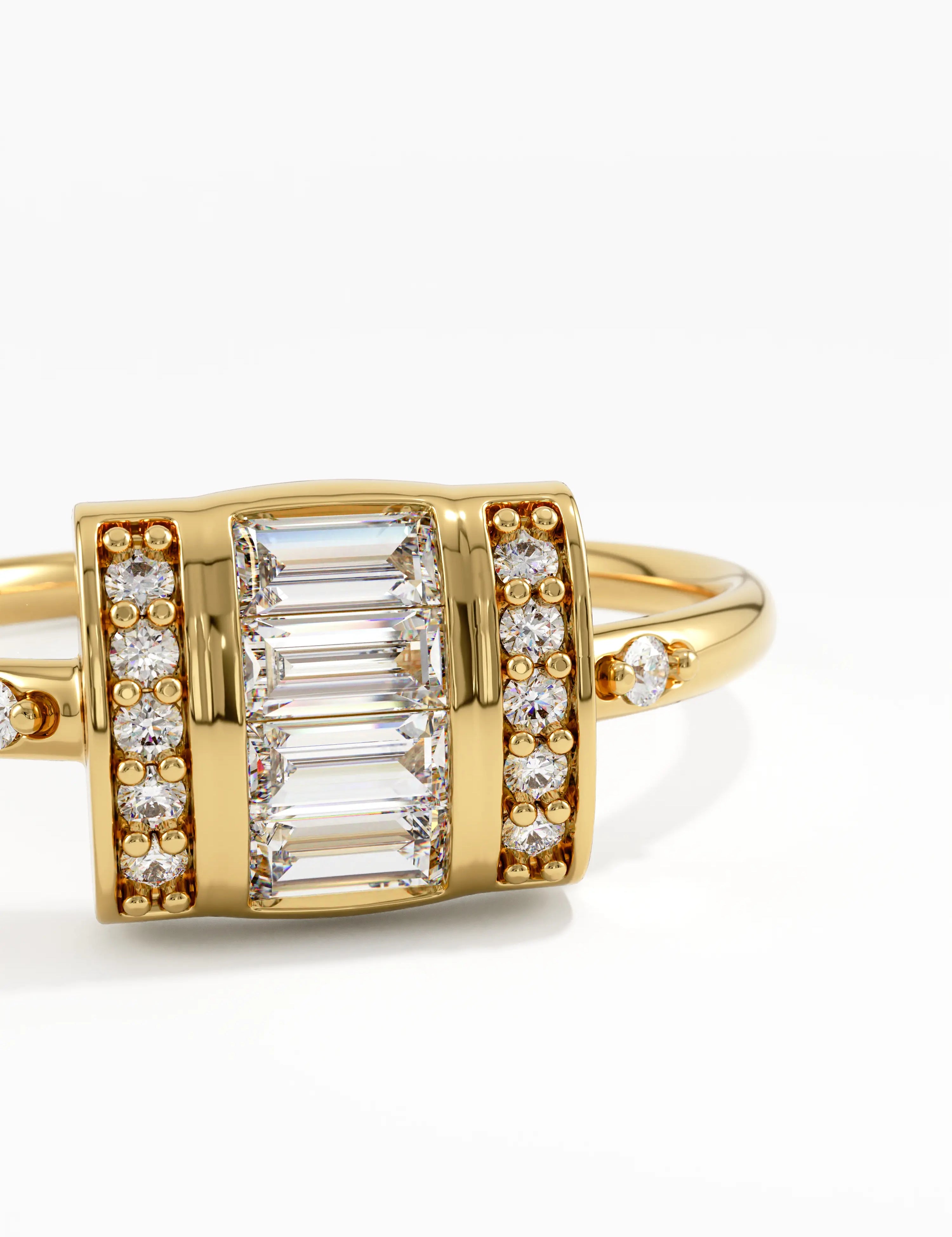 Baguette Statement Ring, solid gold ring, view 2 | DiaFifth