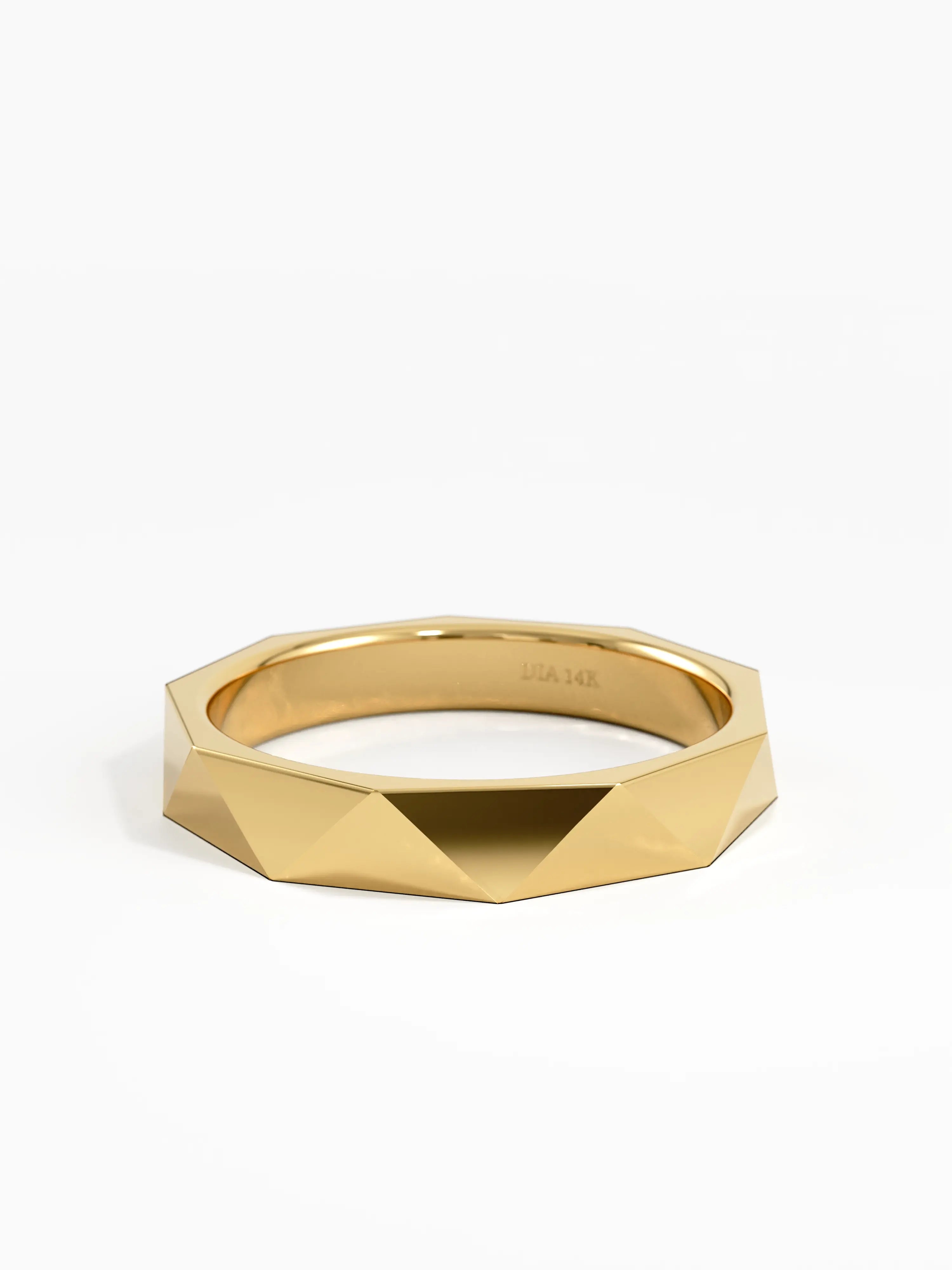 Faceted Wedding Band, solid gold ring, view 8 | DiaFifth