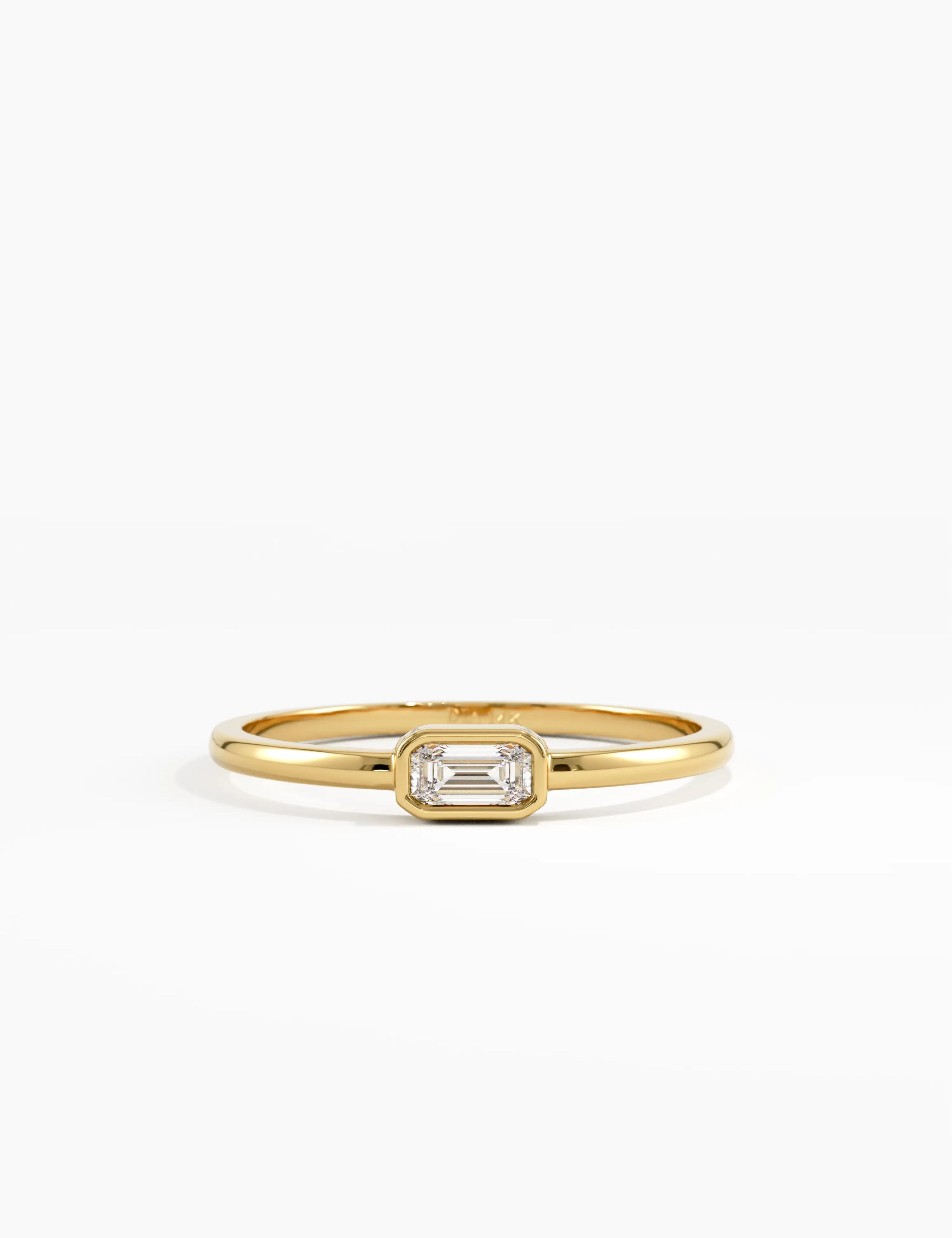 Baguette Promise Ring, solid gold ring | DiaFifth