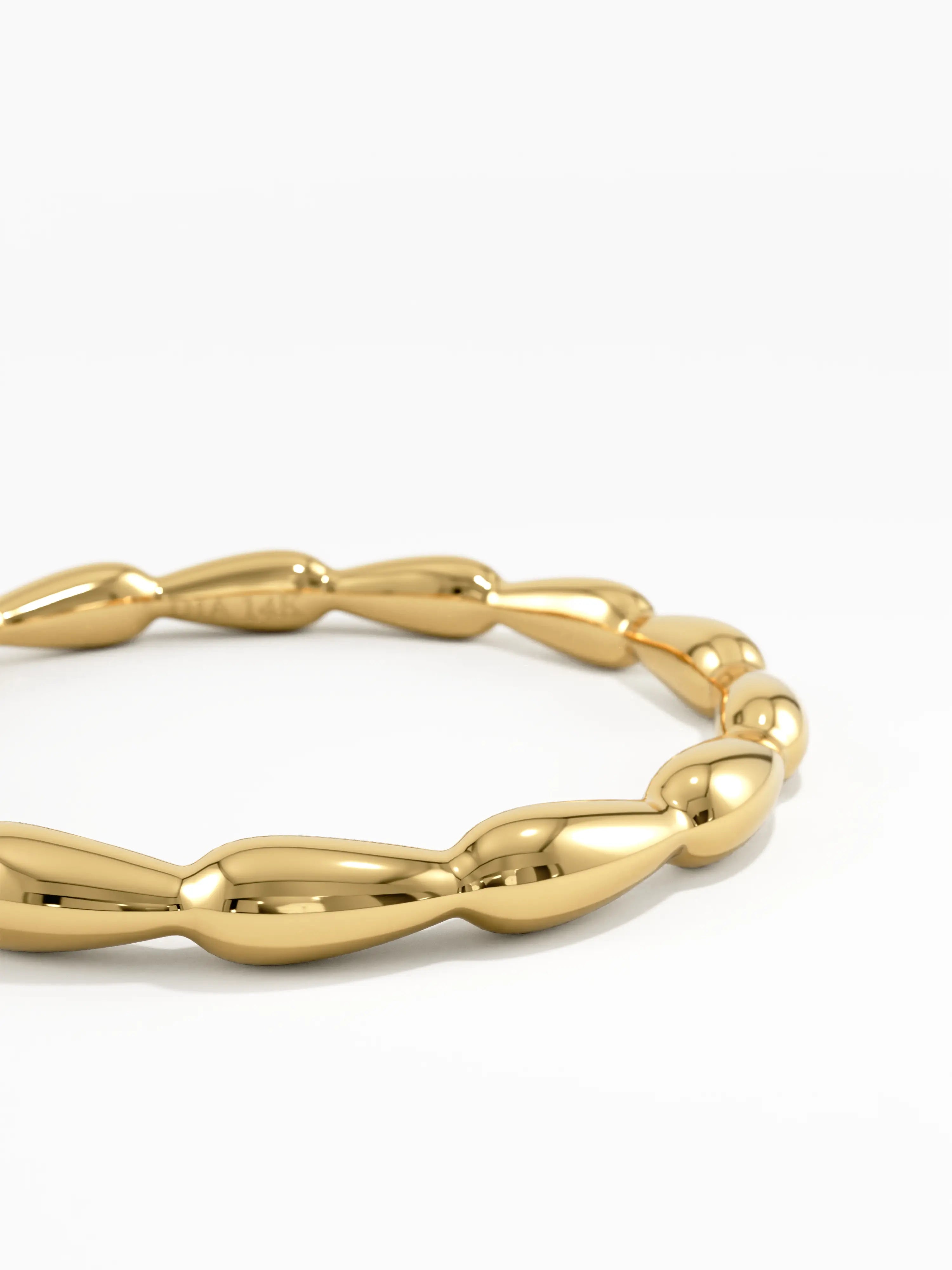 Teardrop Stacking Ring, solid gold ring, view 2 | DiaFifth