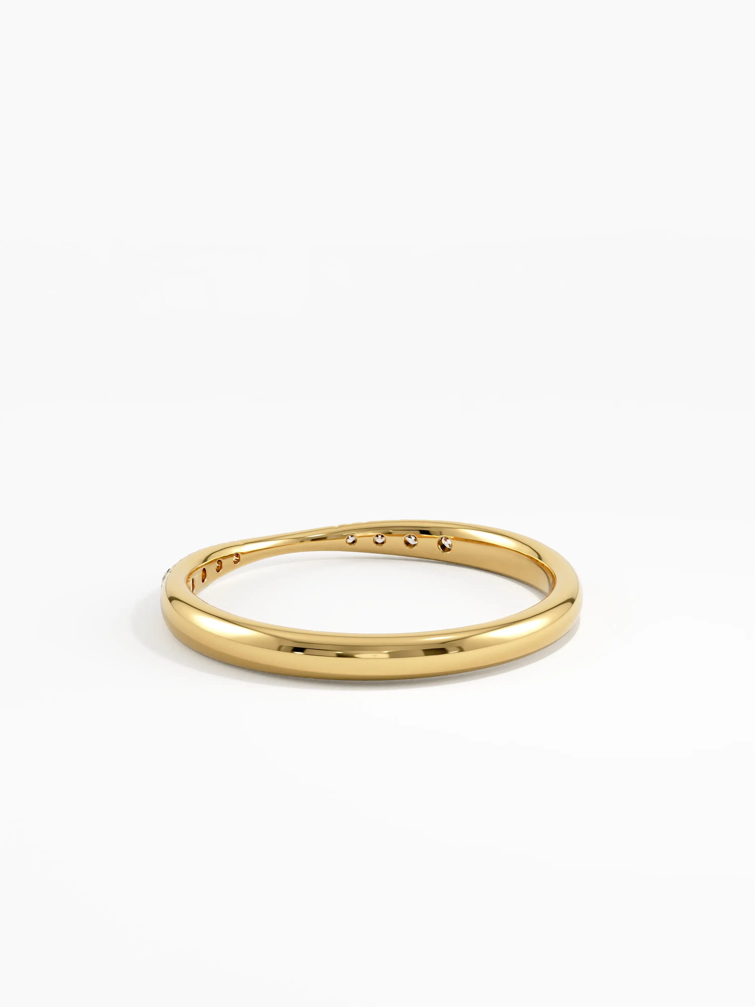 Pinched Wedding Ring, solid gold ring, view 4 | DiaFifth
