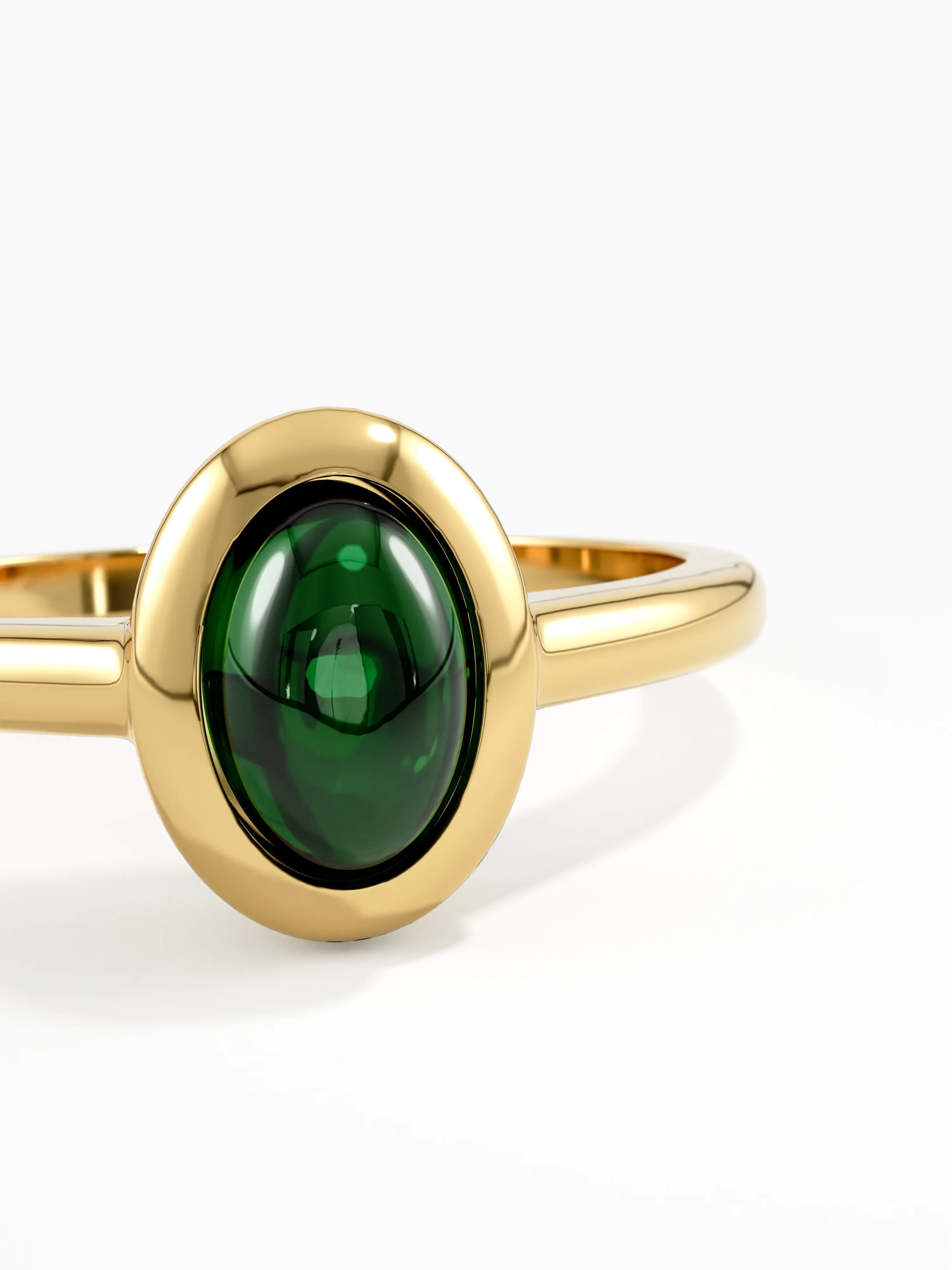 Emerald Engagement Ring, solid gold ring, view 2 | DiaFifth