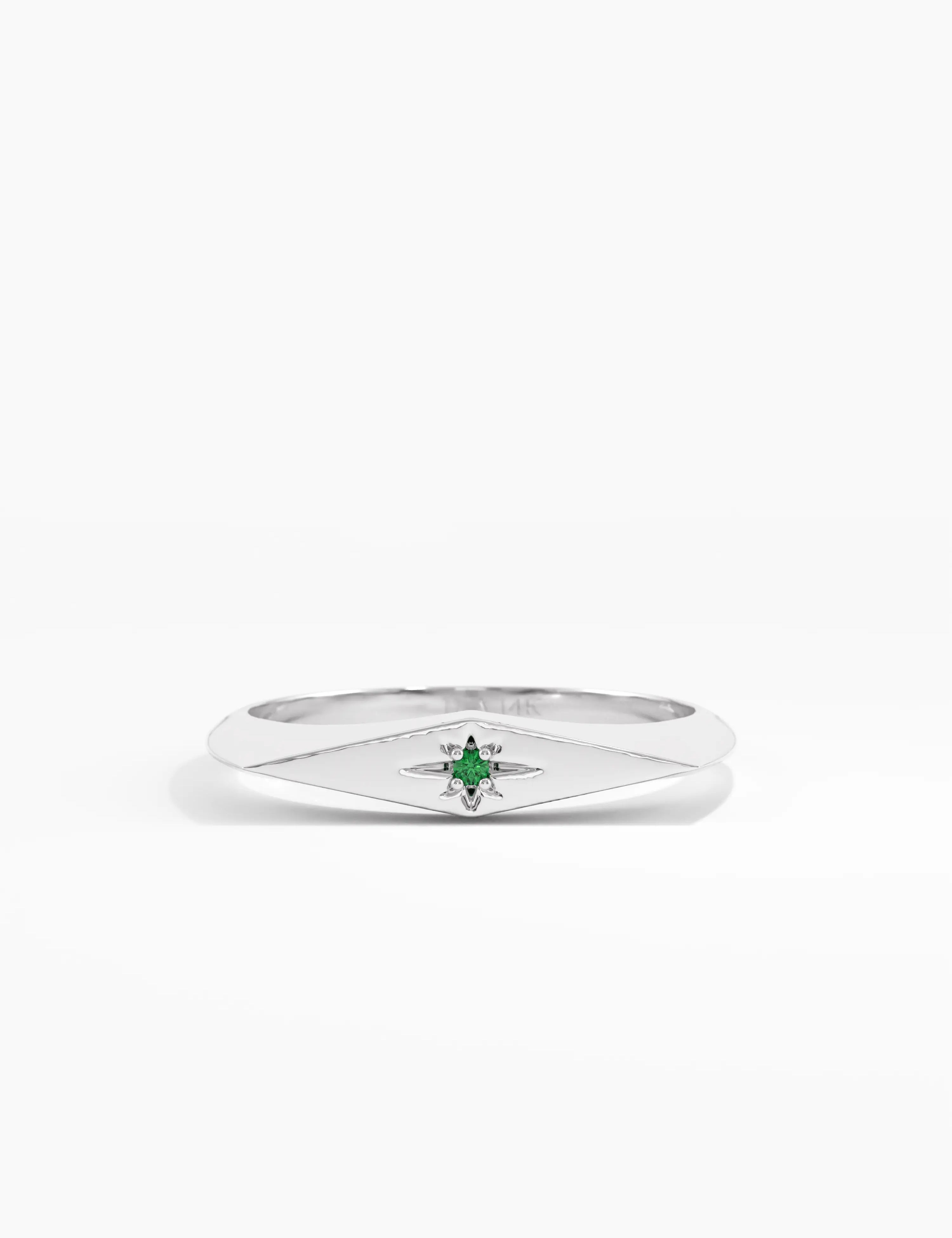 Emerald Star Signet Ring, solid gold ring, view 7 | DiaFifth