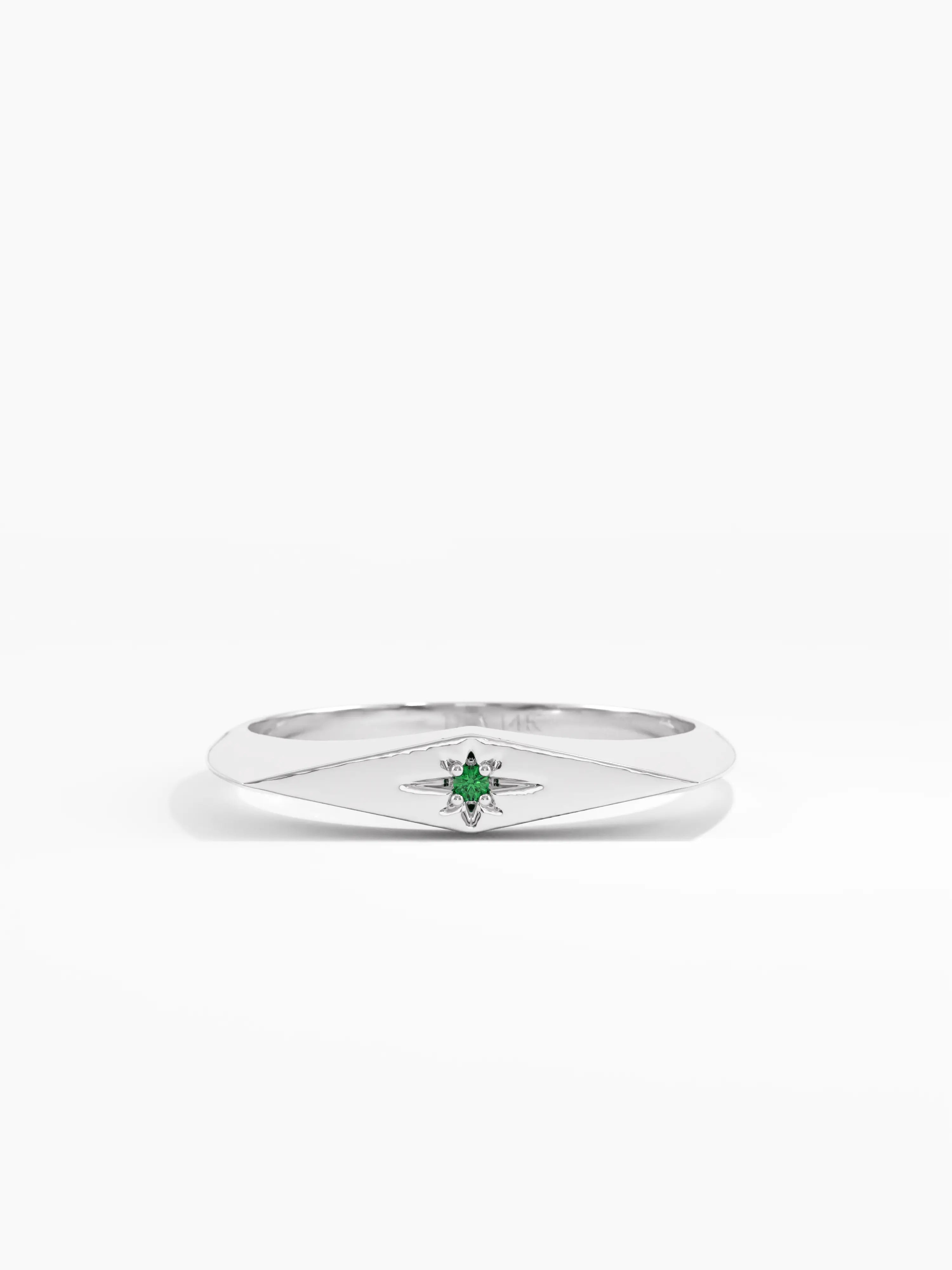 Emerald Star Signet Ring, solid gold ring, view 7 | DiaFifth