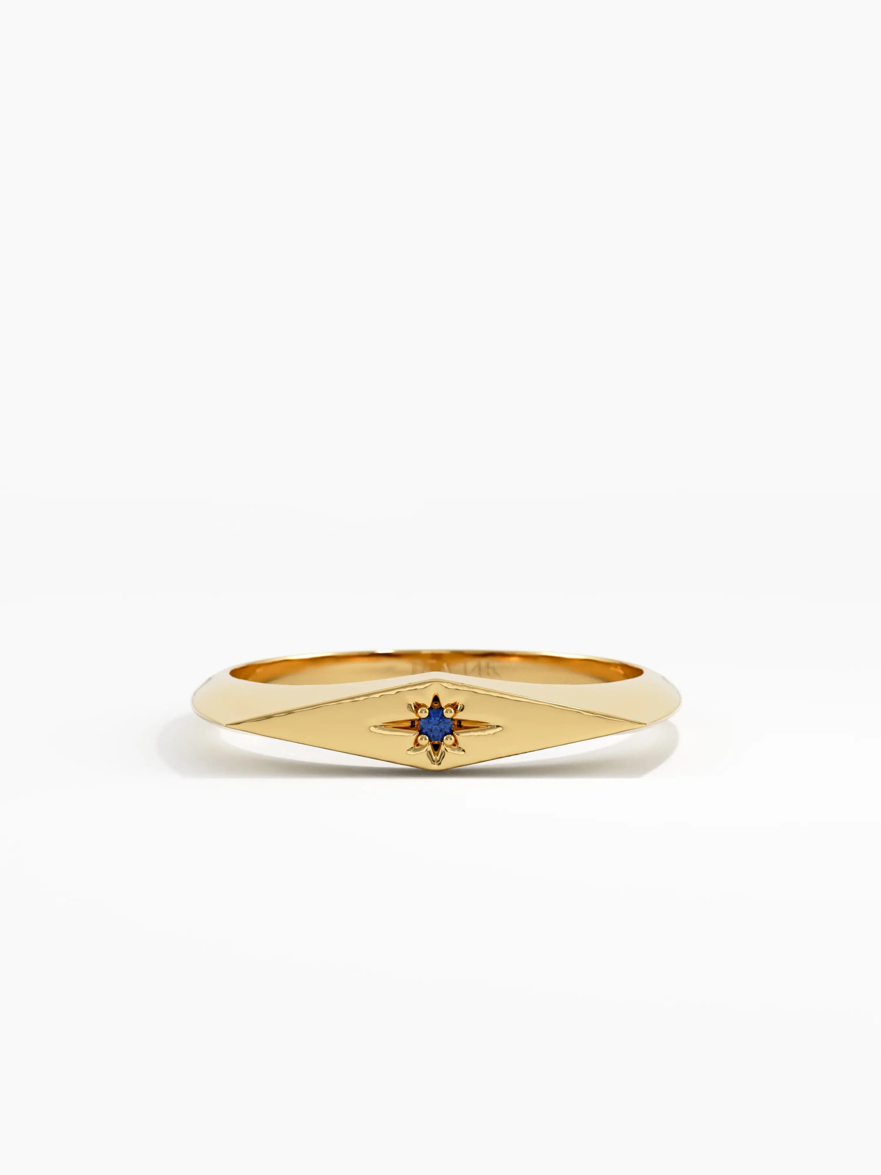 Sapphire Star Signet Ring, solid gold ring | DiaFifth