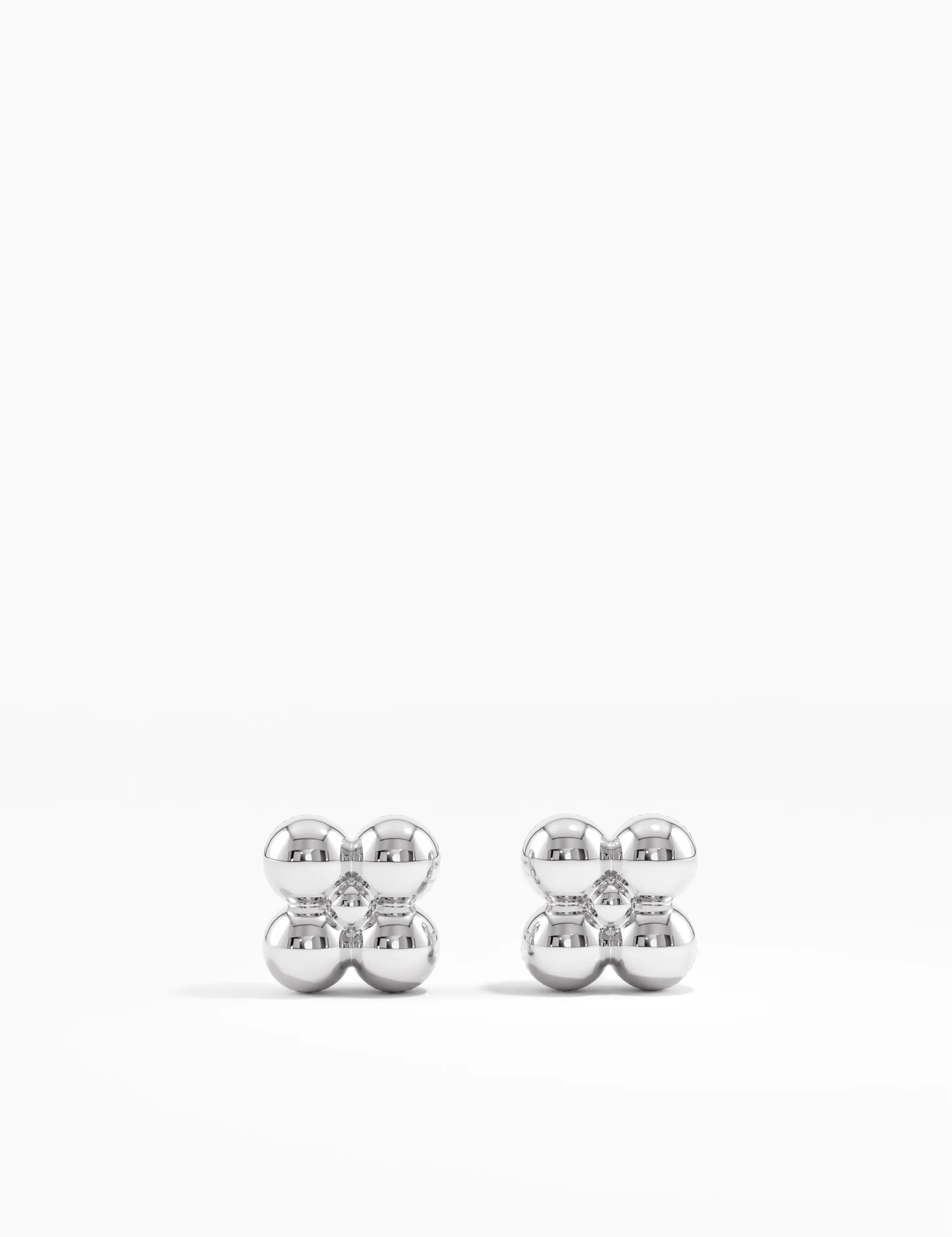 Dot Vermeil Earrings