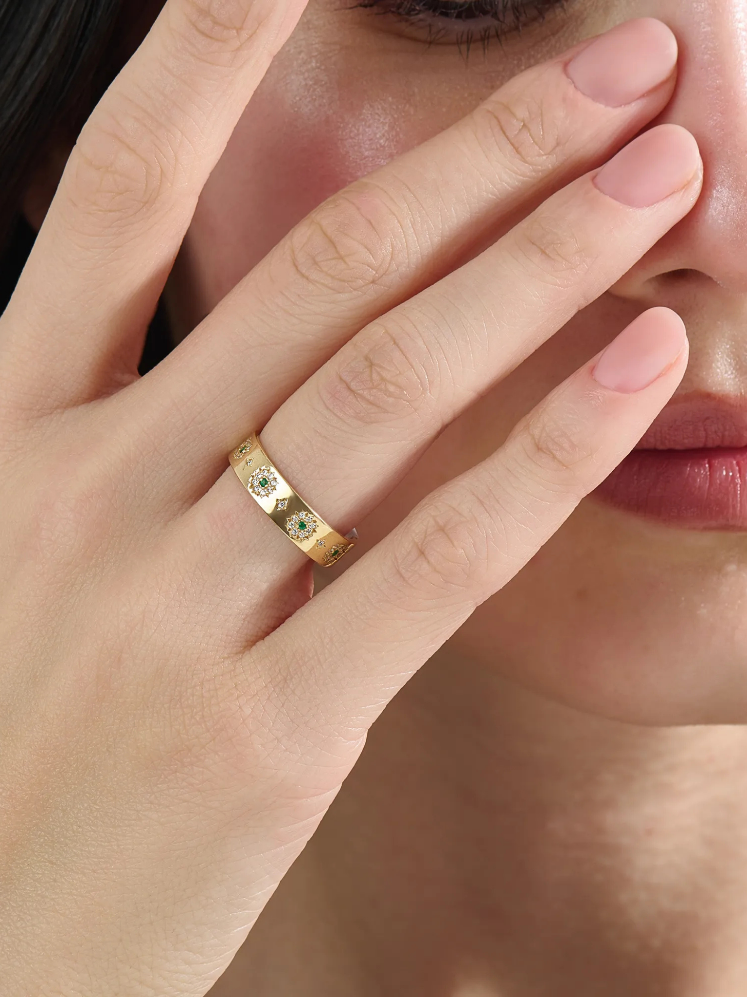 Emerald Flower Wedding Band, solid gold ring, view 3 | DiaFifth