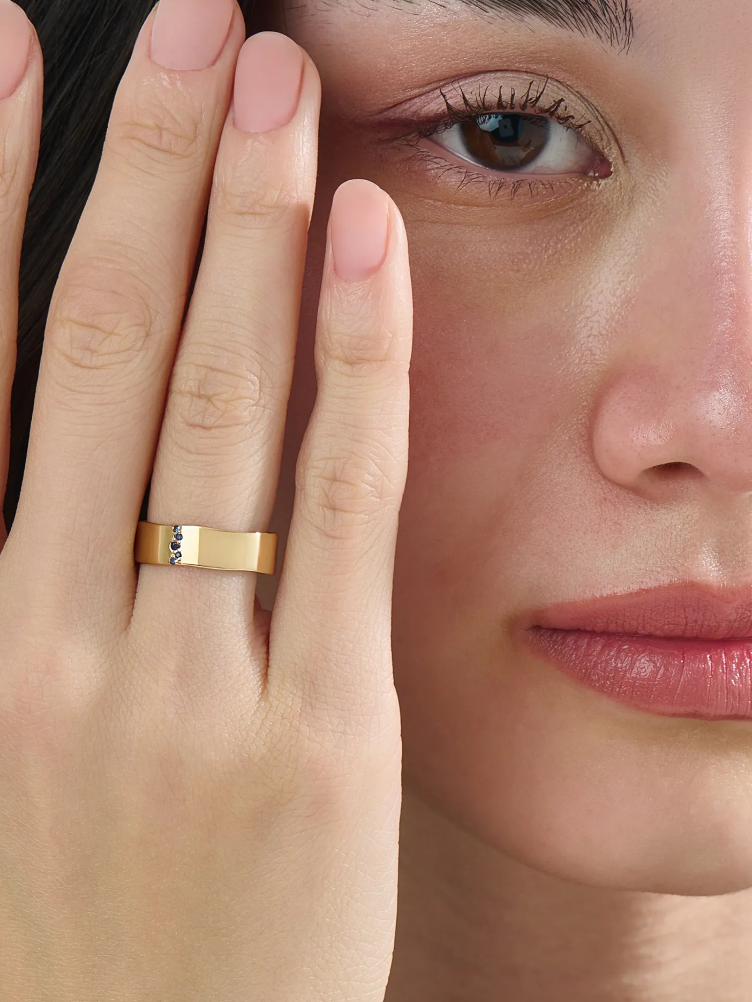 Sapphire Wavy Wedding Band, solid gold ring, view 3 | DiaFifth