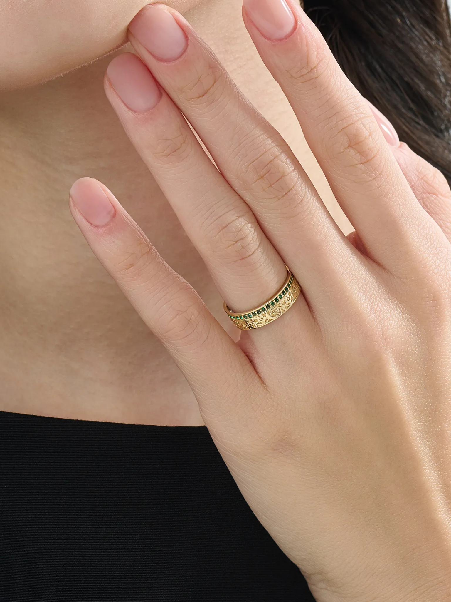 Side Pave Flower Wedding Band, solid gold ring, view 3 | DiaFifth