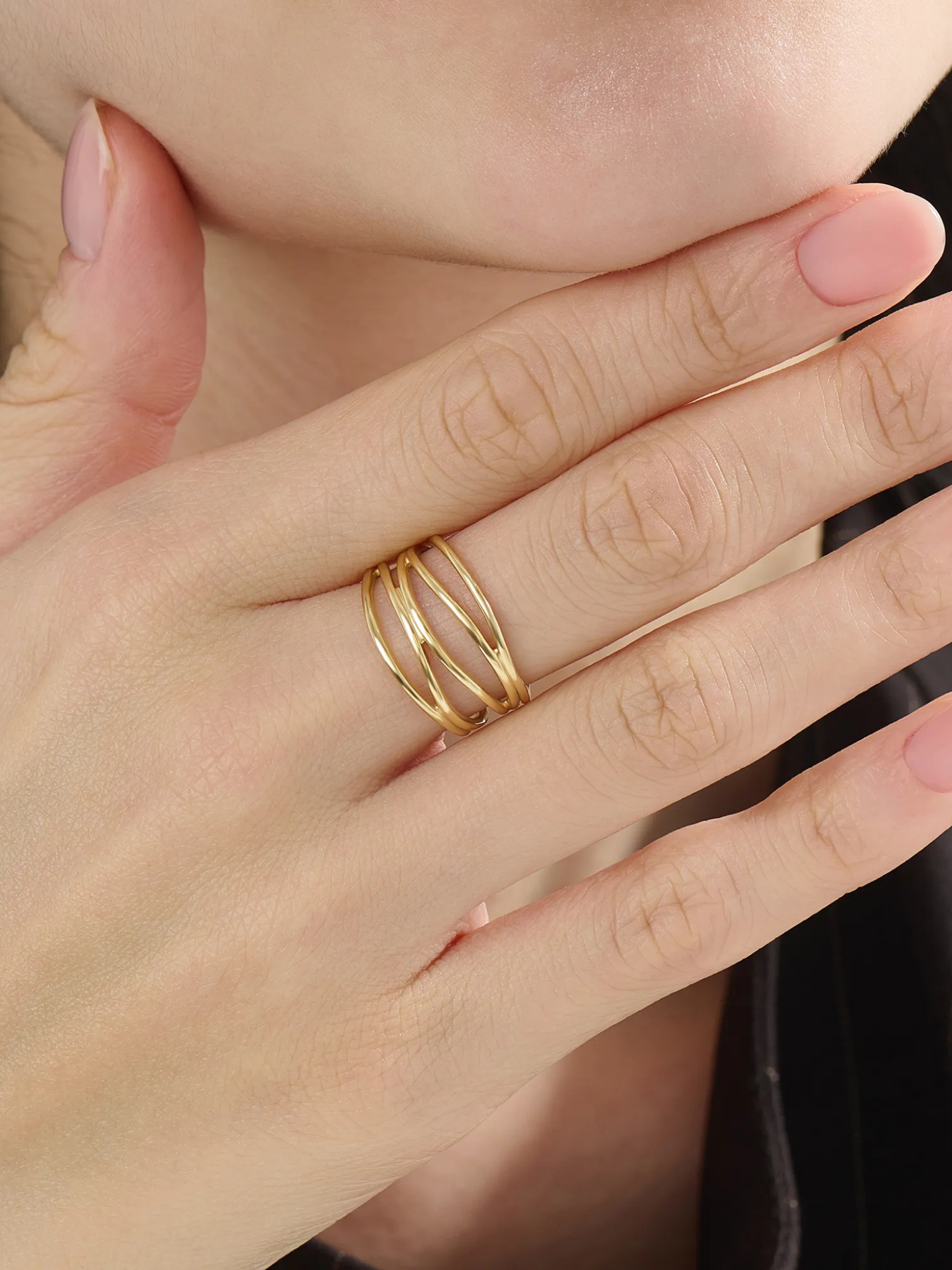 Wire Statement Ring, solid gold ring, view 3 | DiaFifth