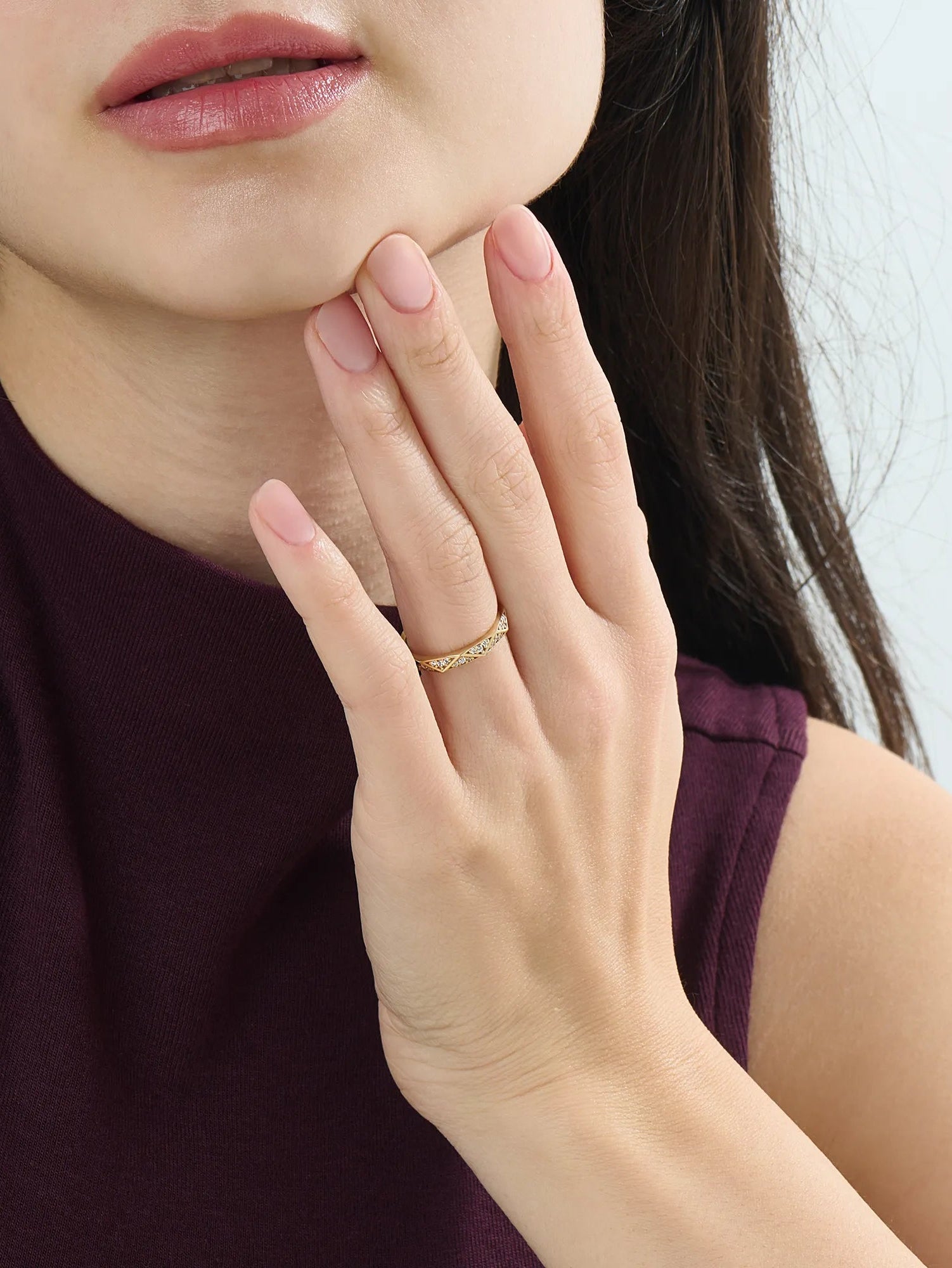 Triangle Wedding Band, solid gold ring, view 6 | DiaFifth